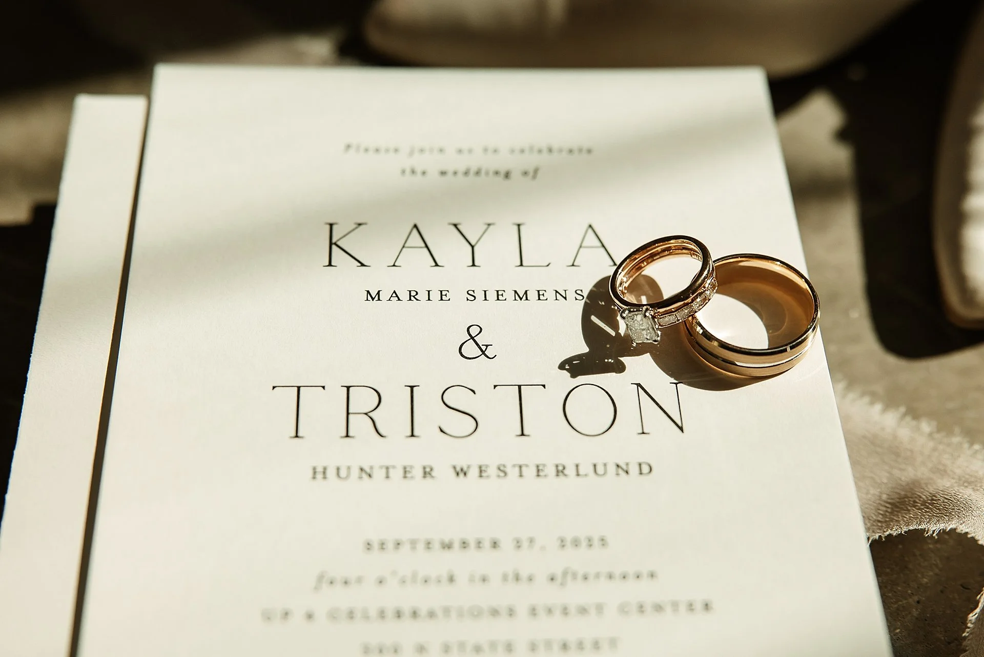modern-classic-northern-iowa-fall-wedding-up4celebrations_0001.jpg