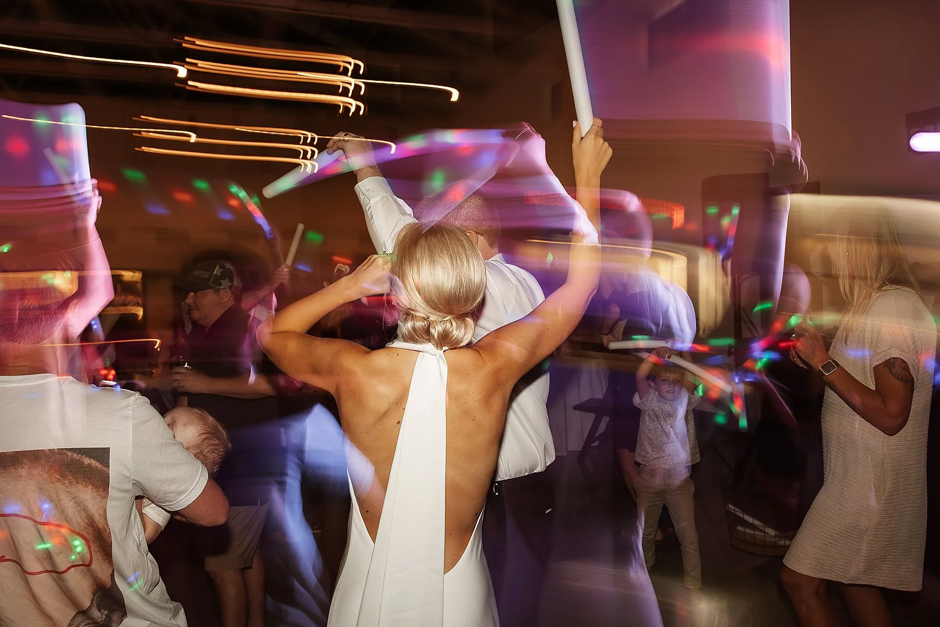 modern-classic-northern-iowa-fall-wedding-up4celebrations_0031.jpg