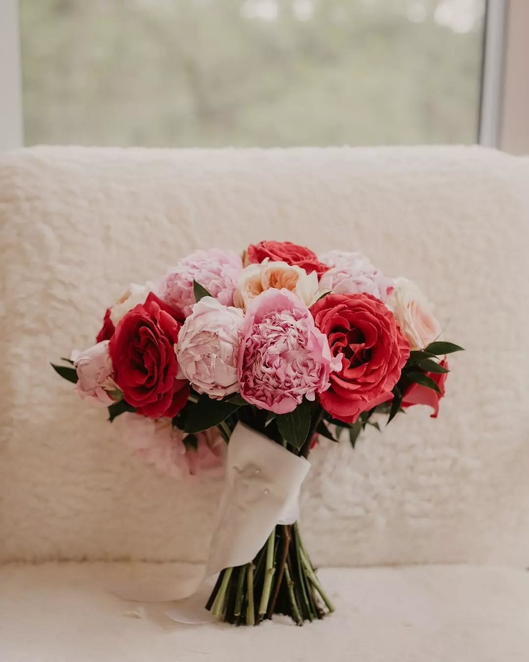 #rainywedding #southernillinoiswedding #stormywedding #estherbloomphoto #bloombride #details