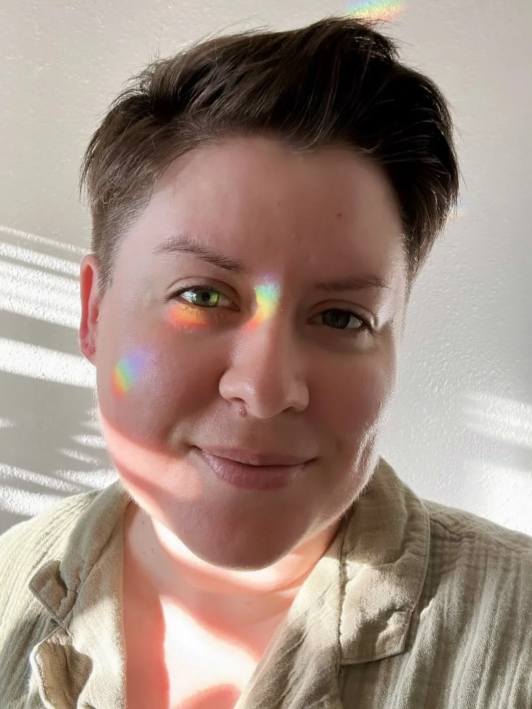 Hello there!

Welcome to Earth Body Somatics :)

I&rsquo;m Rachel and I help the helpers, healers, and healthcare workers reconnect to the magic they bring to care spaces and recover a sense of belonging and ease in purpose.

I especially love to wor
