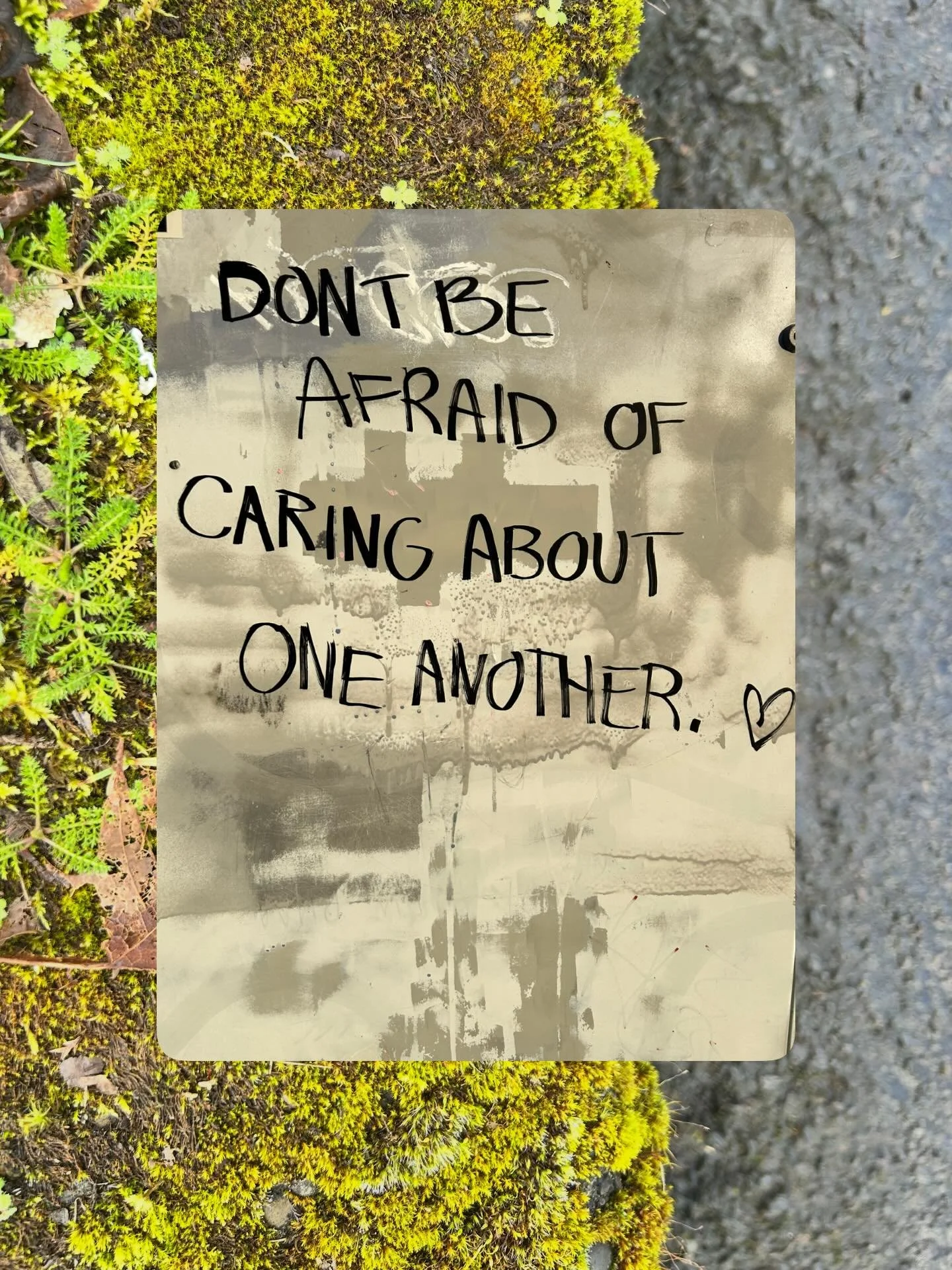 💚 Join me, this Friday January 9th at 2 pm CST / 12 pm PST.

A chance to settle.

An opportunity to re-orient.

A way to reconnect.

Register in the place where the leenks are 🔗