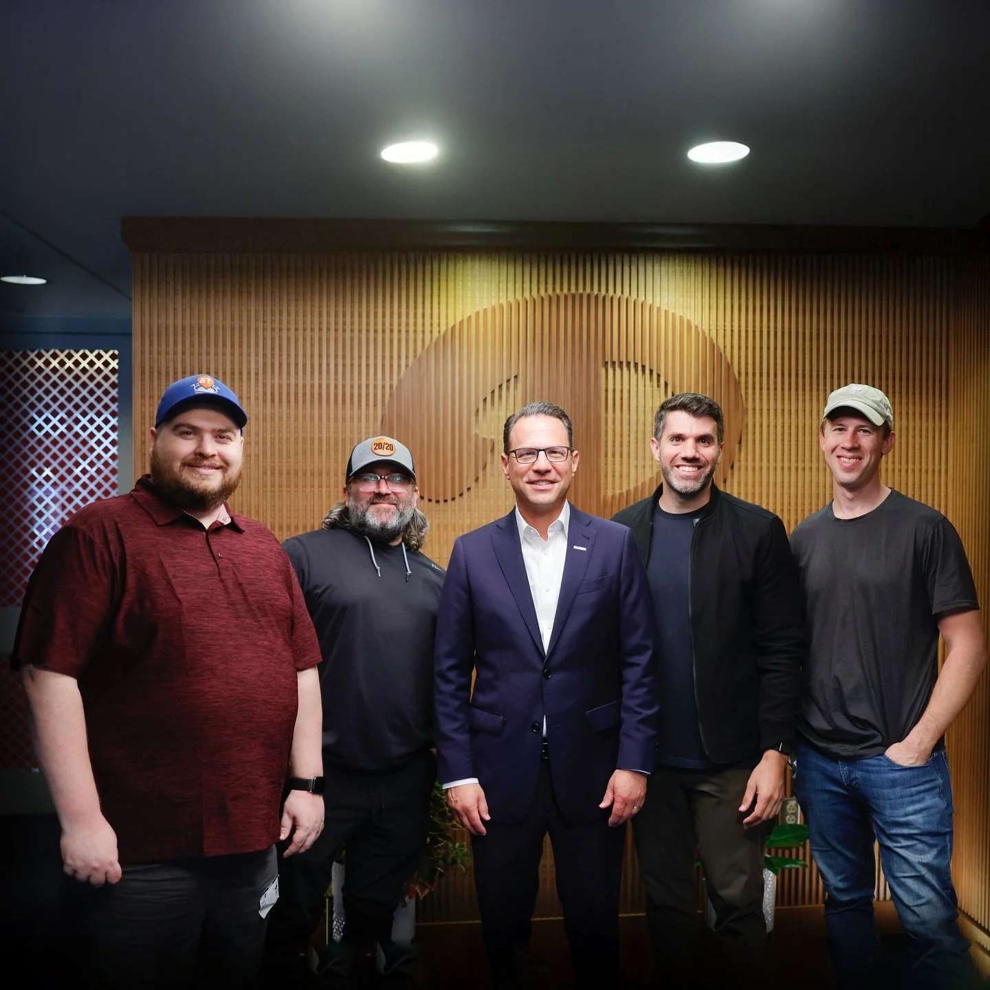 Hanging with @governorshapiro 🇺🇸! We spent the day creating content for @sportstownshow ⚾️ and The Gov was down for anything - from talking Philly sports and culture to answering our crazy questions. Big thanks to the @phillies for having us!