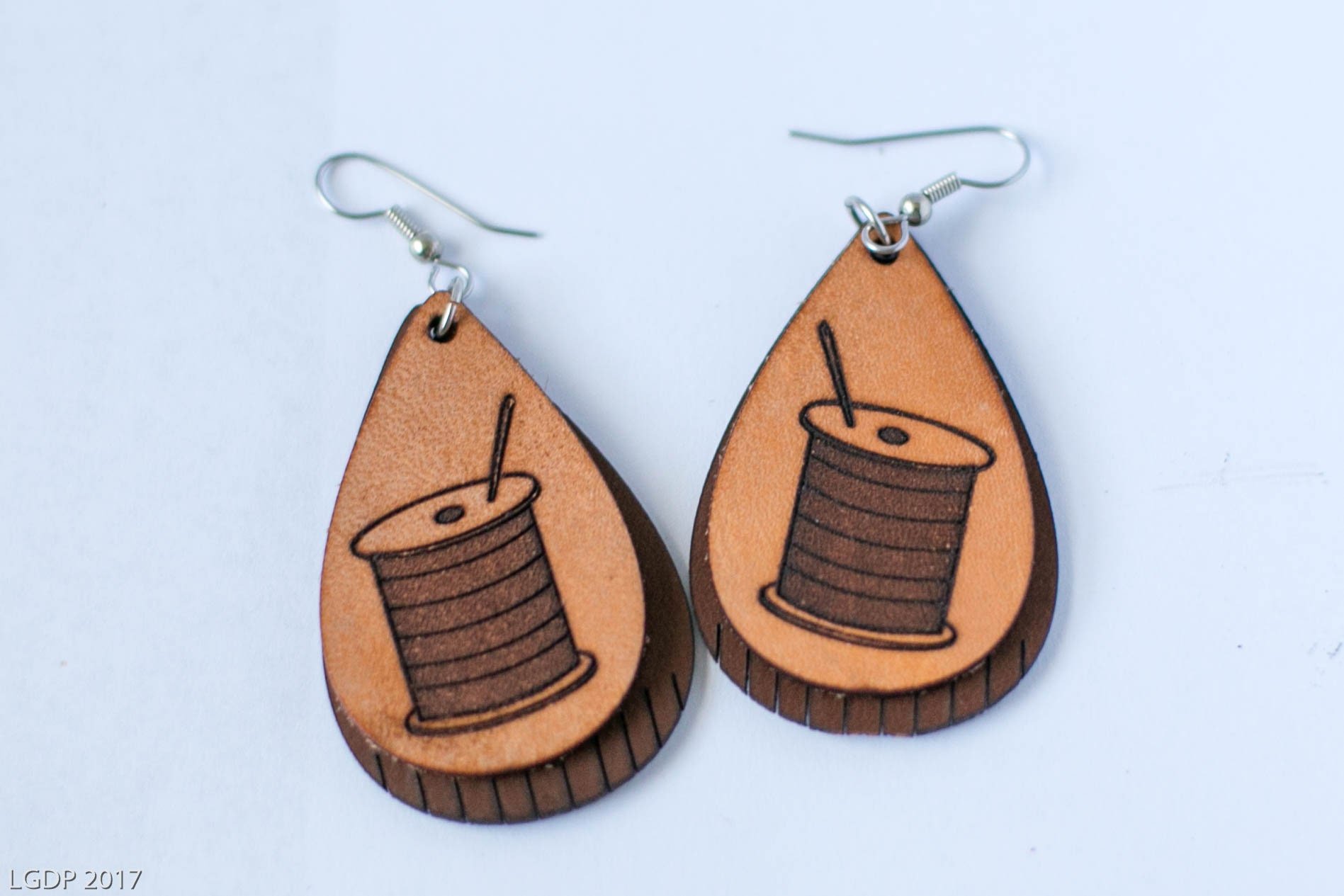 https://i.etsystatic.com/23463569/r/il/ca3b6e/2477505378/il_fullxfull.2477505378_e0a0.jpg