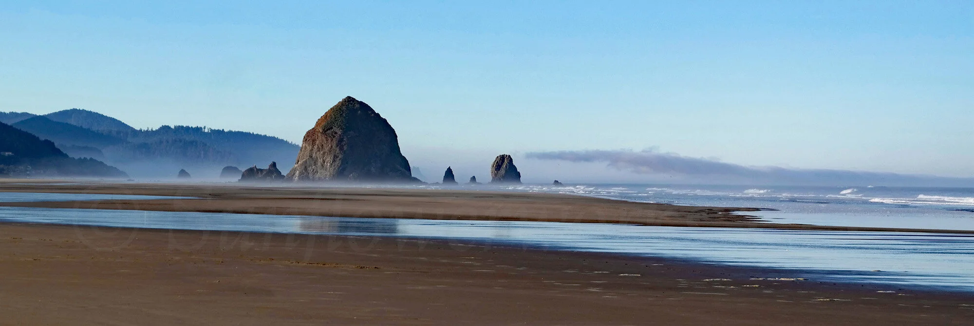 R1_Web_wtrmrk_CBeach_pano.jpg