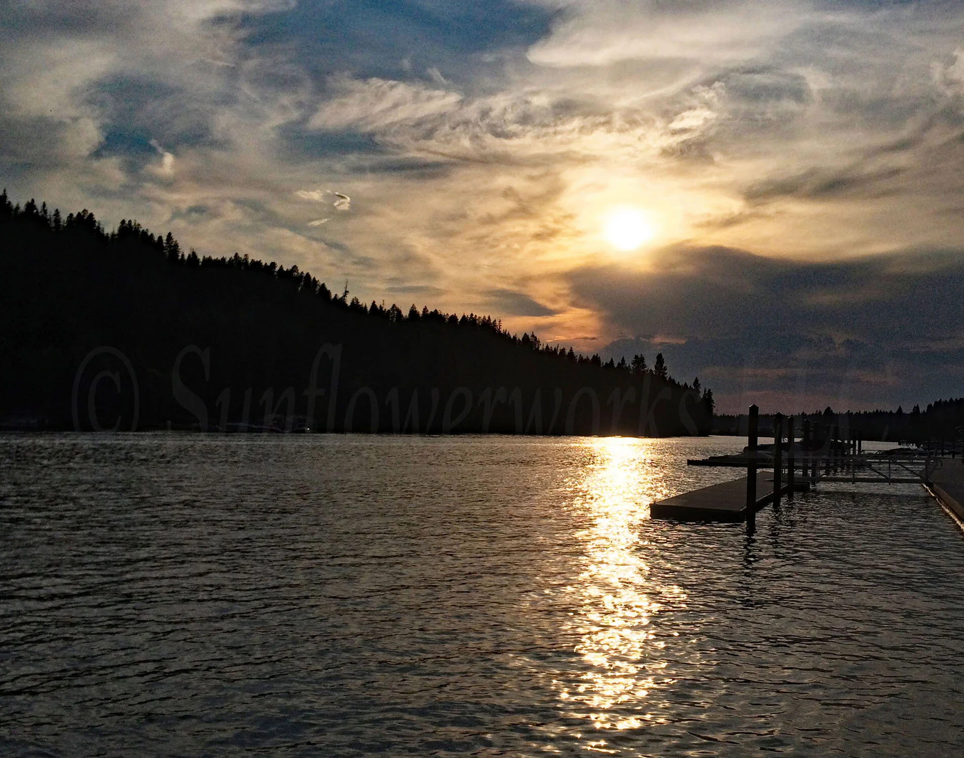 R1_Web_wtrrmrk_Dockside.jpg
