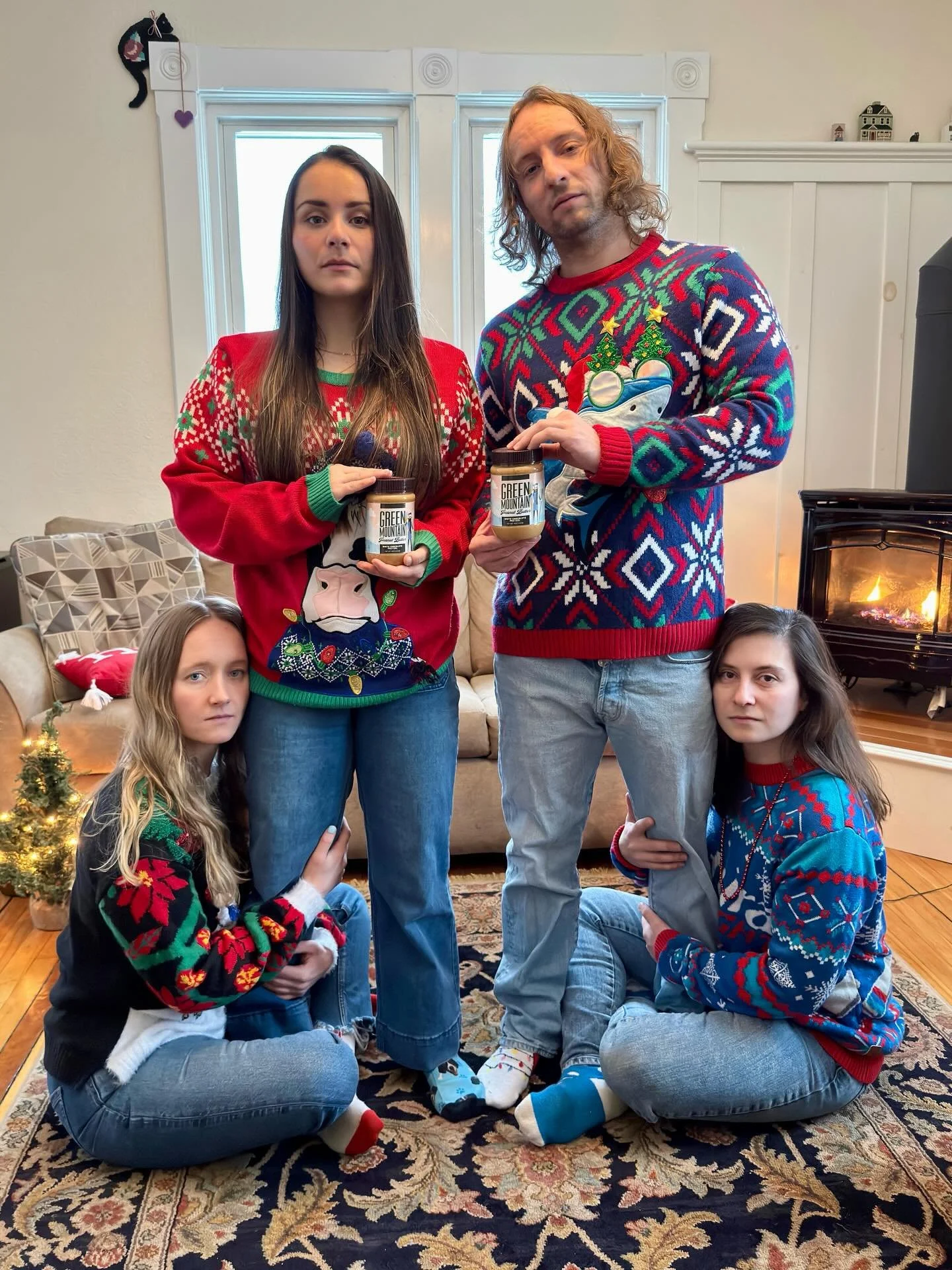 Awkward Christmas Photoshoot, GMPB Edition 🥜 📸 🎄✨ Merry Christmas from the Green Mountain Peanut Butter family.

So lucky to have an amazing team that gives 100%, even when it gets a little awkward. 💁🏻&zwj;♀️

Peace, love and peanut butter! 🥜

