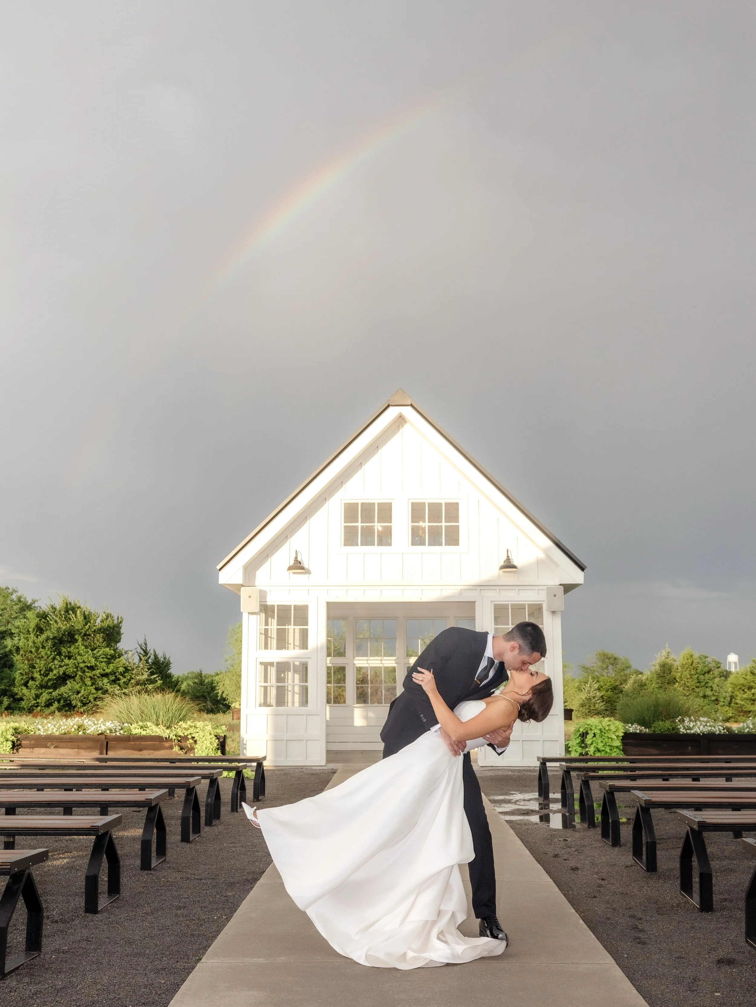 🎵 &ldquo;You are my sunshine, my only sunshine...&rdquo; ☀️⁣
⁣
Swipe through this gallery and tell me these two aren&rsquo;t absolutely glowing. ✨⁣
⁣
The craziest part? It rained on their wedding day... and you&rsquo;d never know it.⁣
⁣
Not once did