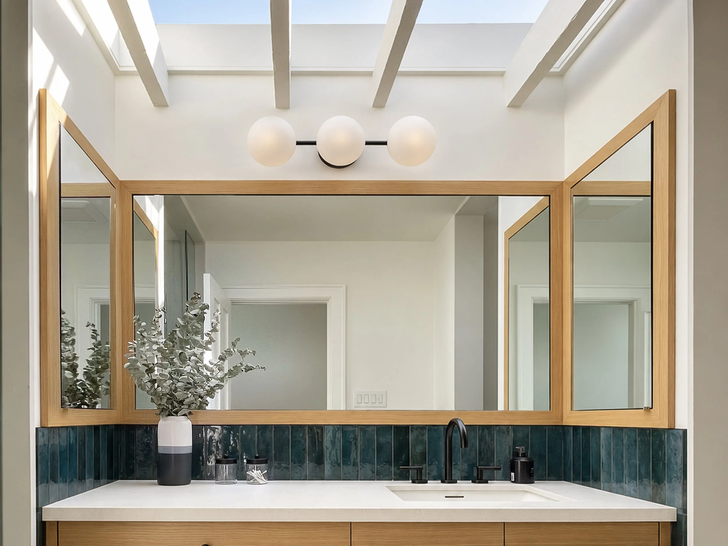 WRIGHT THIS WAY<br><span style="font-size: 50%;">- A Brighter, Better-Connected Home -</span>