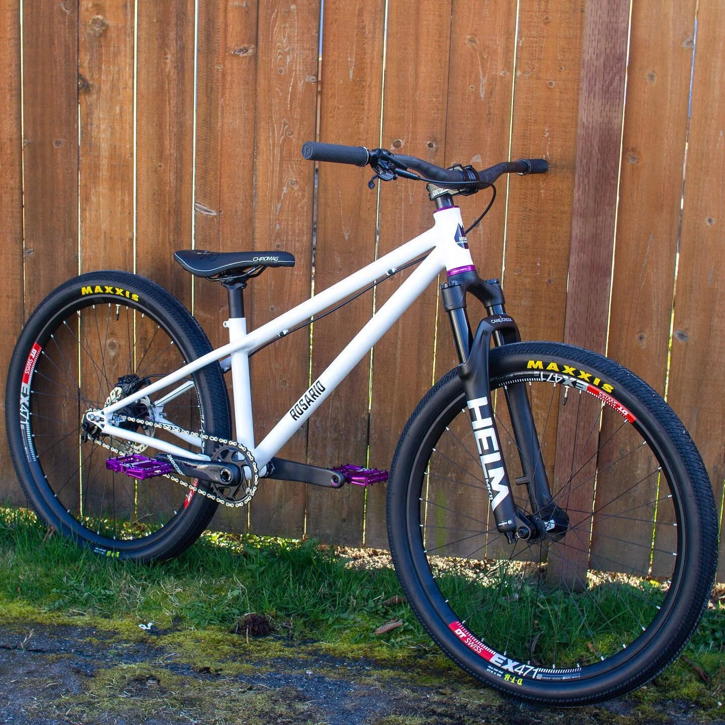 I love riding a good pumptrack and have tried a bunch of bikes out. This is my idea of a dedicated pumptrack ripper. HA 68, Reach 415, CS 380-400, BB drop 30.