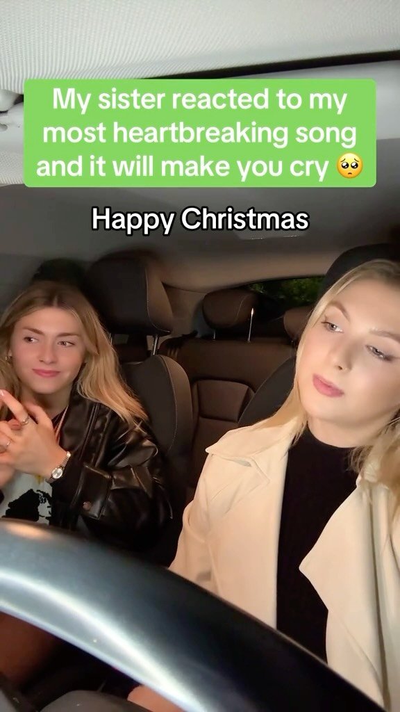 OUT NOW 💔🪽

#reactionvideo #sisterreacts #songreaction #carvideos #sadsongs #emotional #ballad