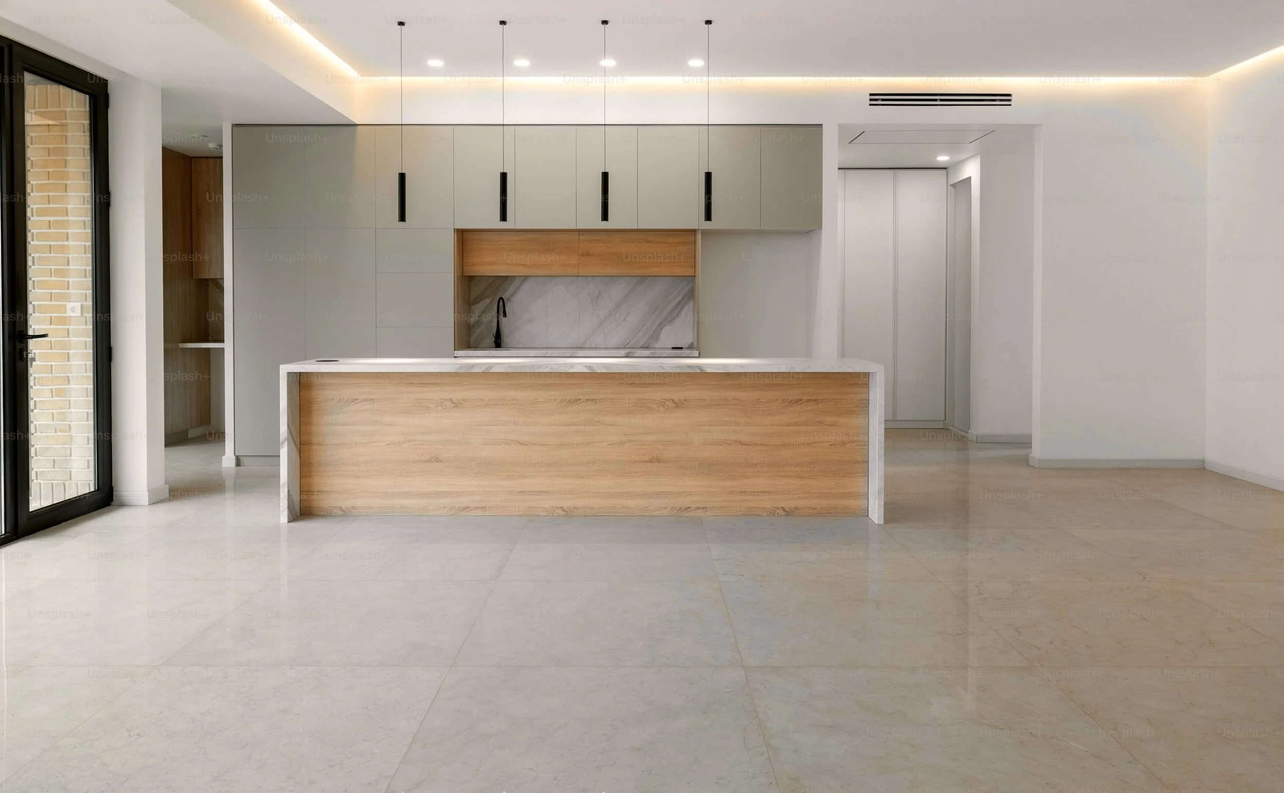 BEFORE - EMPTY & STUFFY