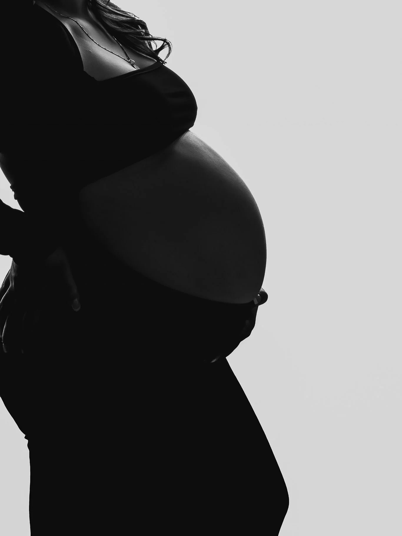 Last week I was catching up with a friend and somehow got on the topic of what I do and why I love it. When I told her maternity is one of my favorites to photograph she asked me why.

Honestly the easy answer is all motherhood photos are my favorite