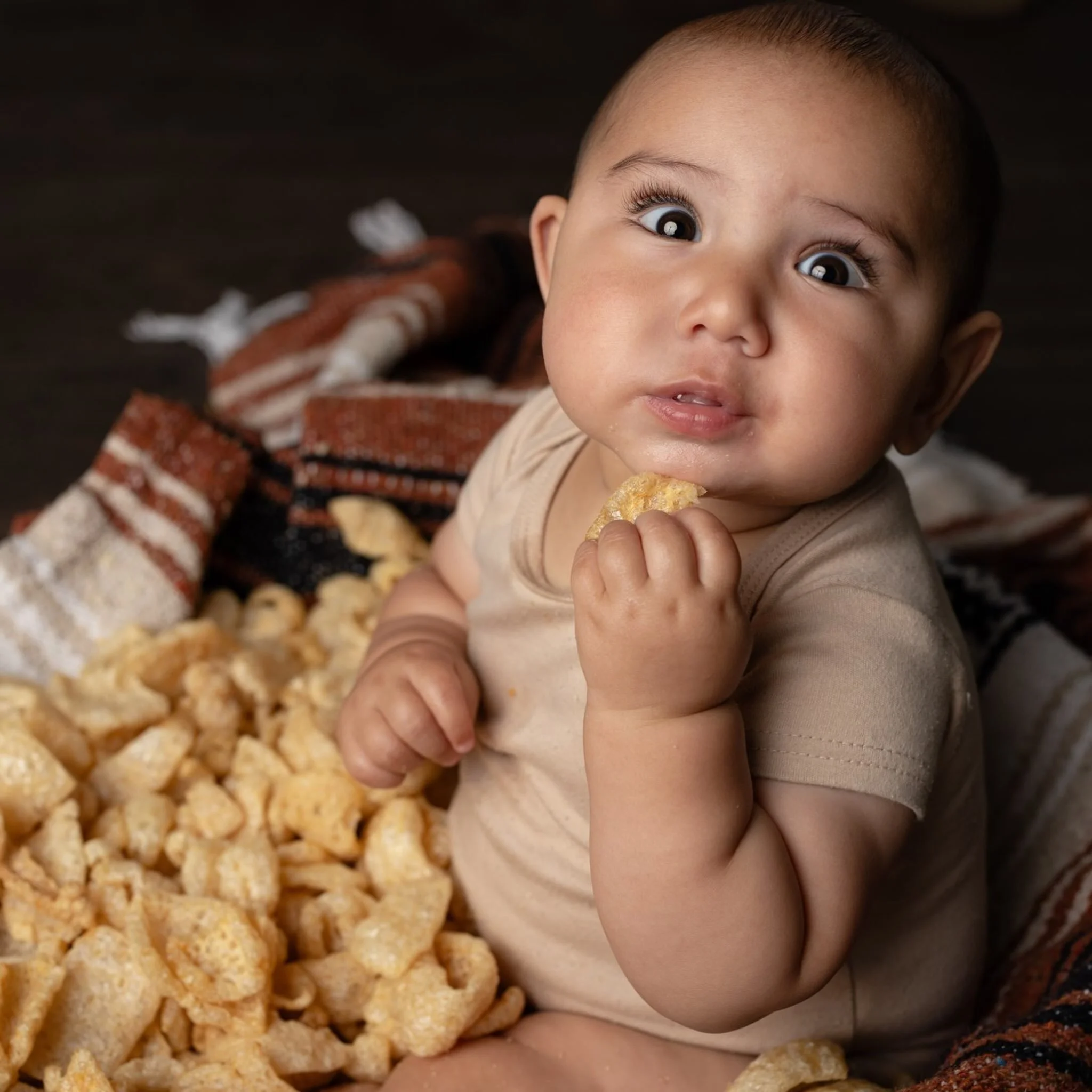 I posted the blog on fb but I couldn&rsquo;t forget to share here.

If you have a baby turning 6mo soon, a first birthday, or just a stage you are not ready to forget, I wrote about how I approach milestone sessions, keeping it simple, letting your b