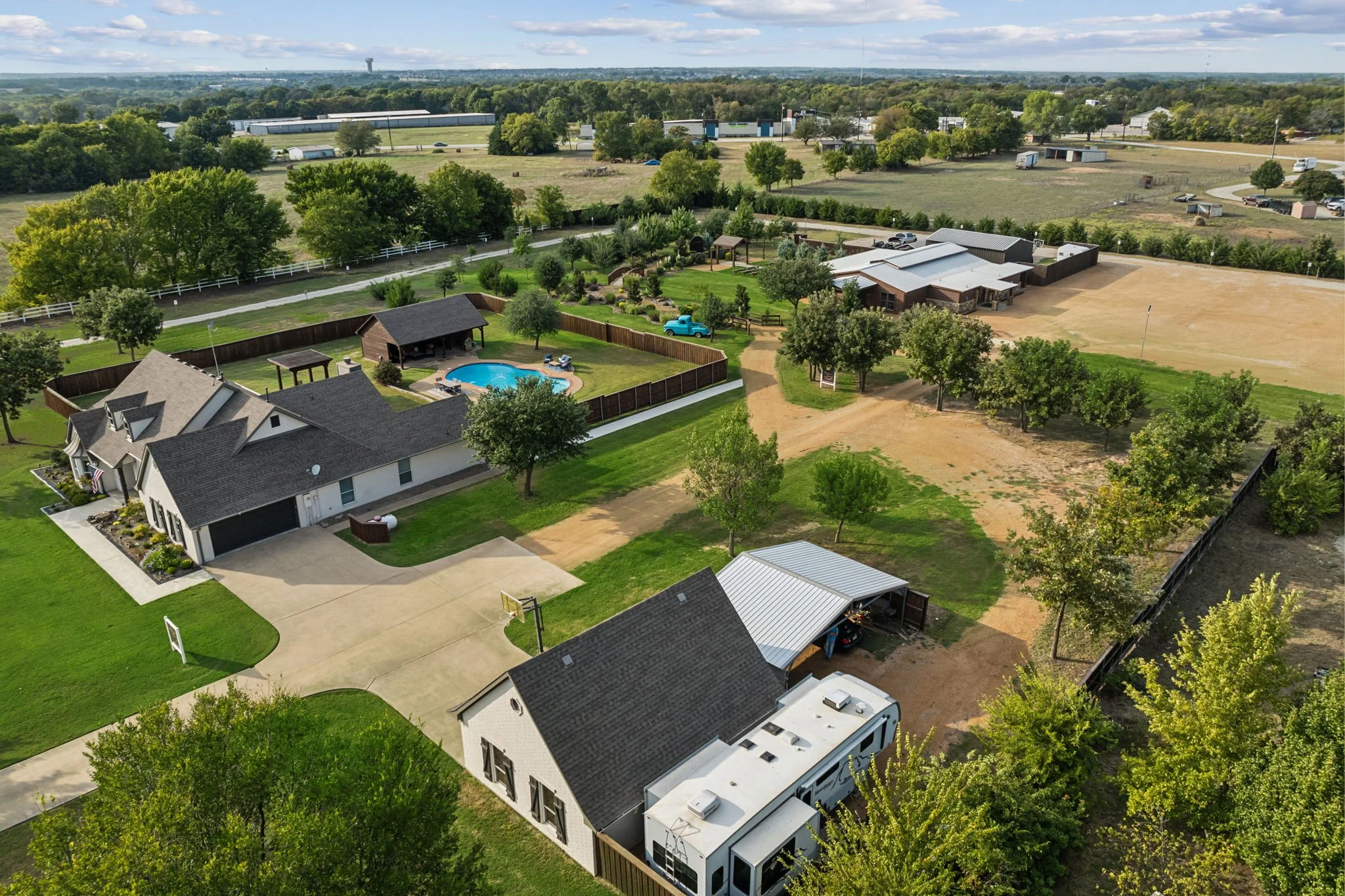 Gallery 3 — The Melissa Barn at HD Ranch