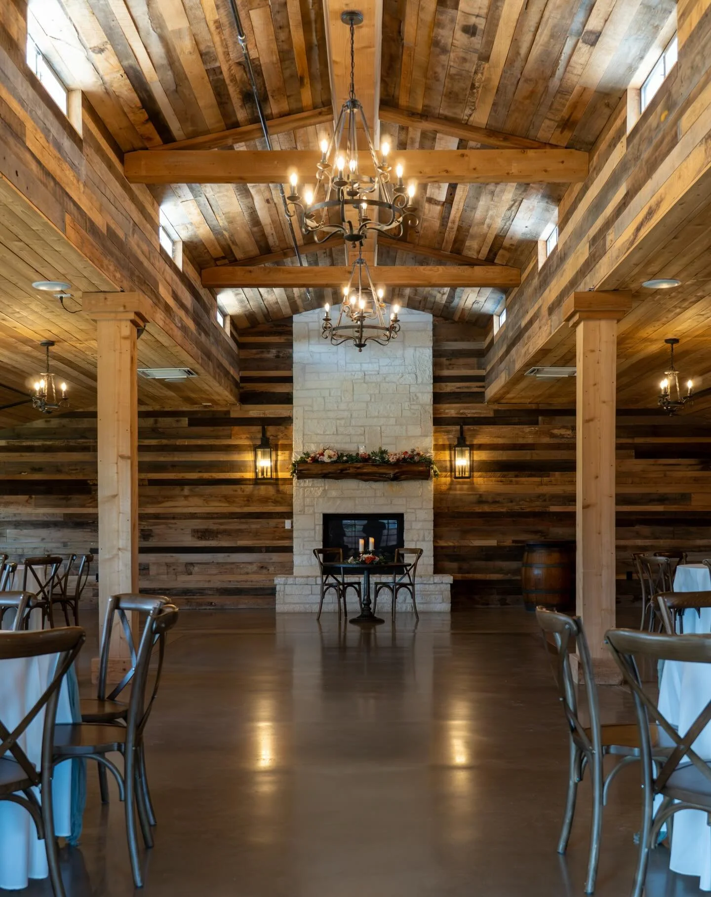 One week out from our Open House! RSVP link is in our bio 

PSA: This can be for anyone looking for an event space, not just our wedding couples! We host Baby Showers, Birthday Parties, Quinceanera&rsquo;s, Banquets, Conferences, you name it &mdash; 