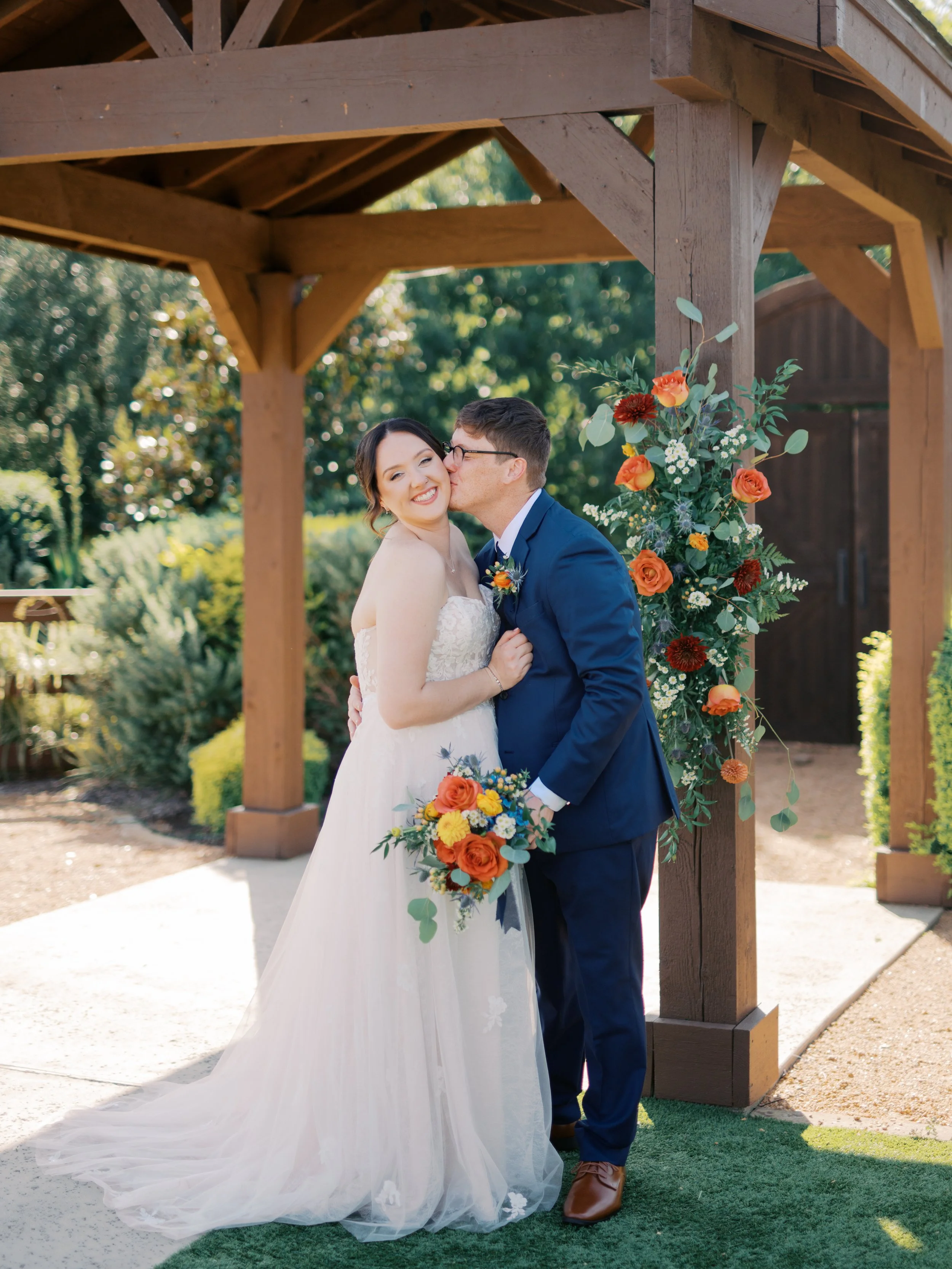 210KarinaDaniellePhotography-SkylarKevin-Wedding (1).jpg