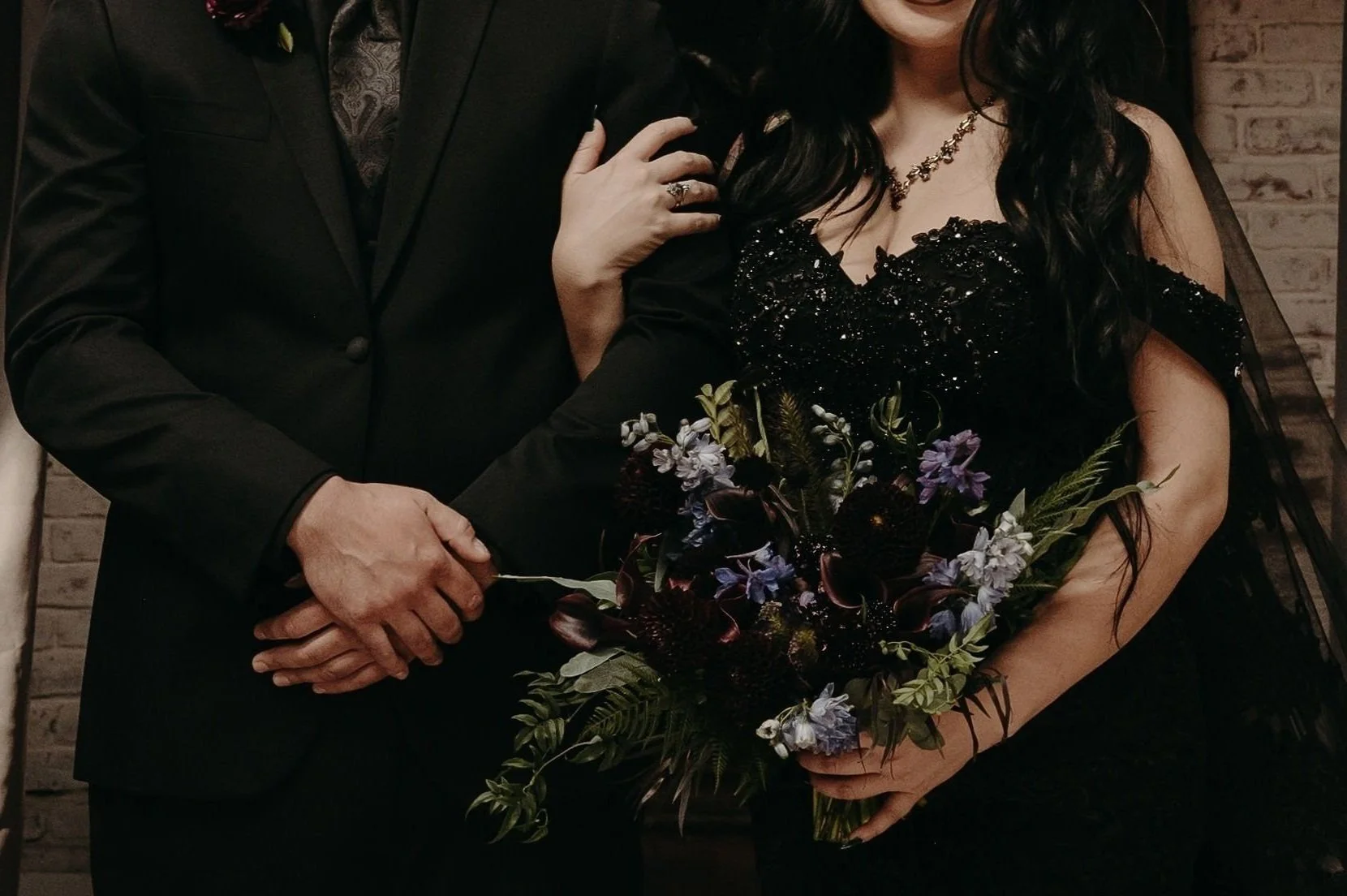 Gothic Black Wedding Look with Moody Purple-Burgundy Bouquet
