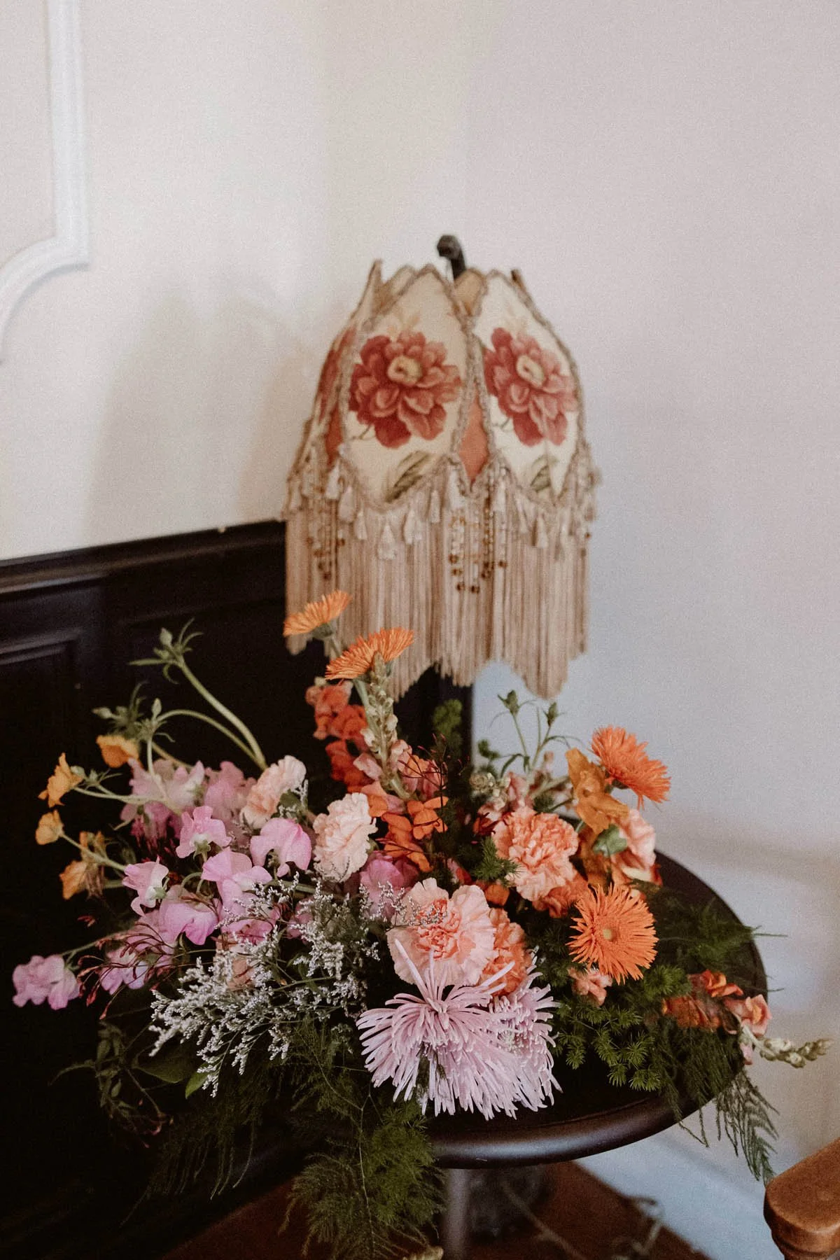 vintage-decor-and-flowers-accent-at-carondelet-house.jpg