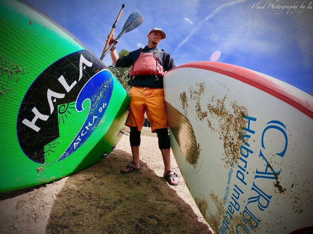Let's go have fun! Nothing feels as soothing as grabbing your boards and floating on the water. 

#getoutside #getoutsideandplay #halagear #halagearsup #sup #playoutside #dosomething #halaatcha #halacarbonstraightup #standuppaddleboarding #thestrand 