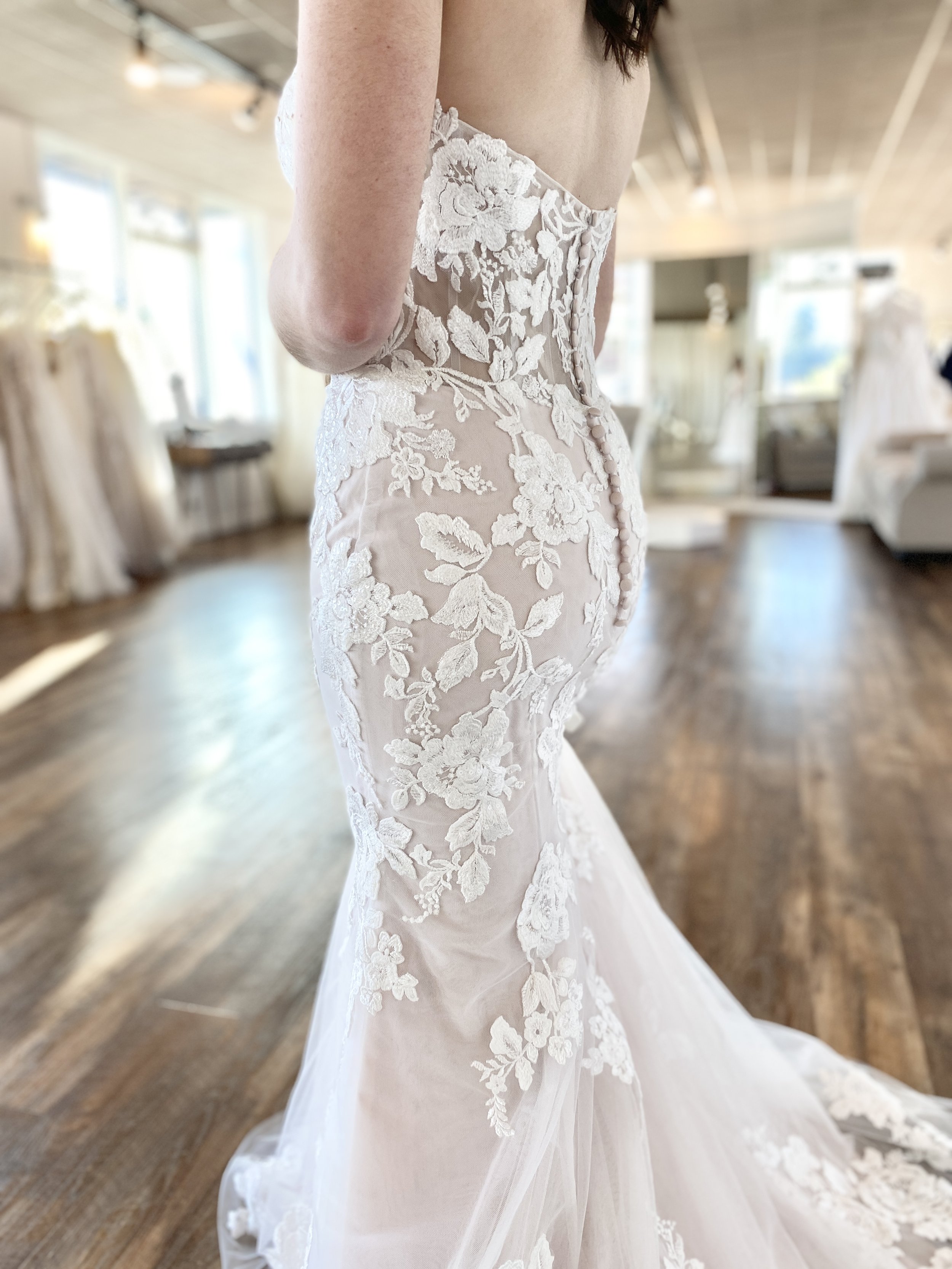 Try on our Stunning Bend Oregon Wedding Dresses From Around the World ...