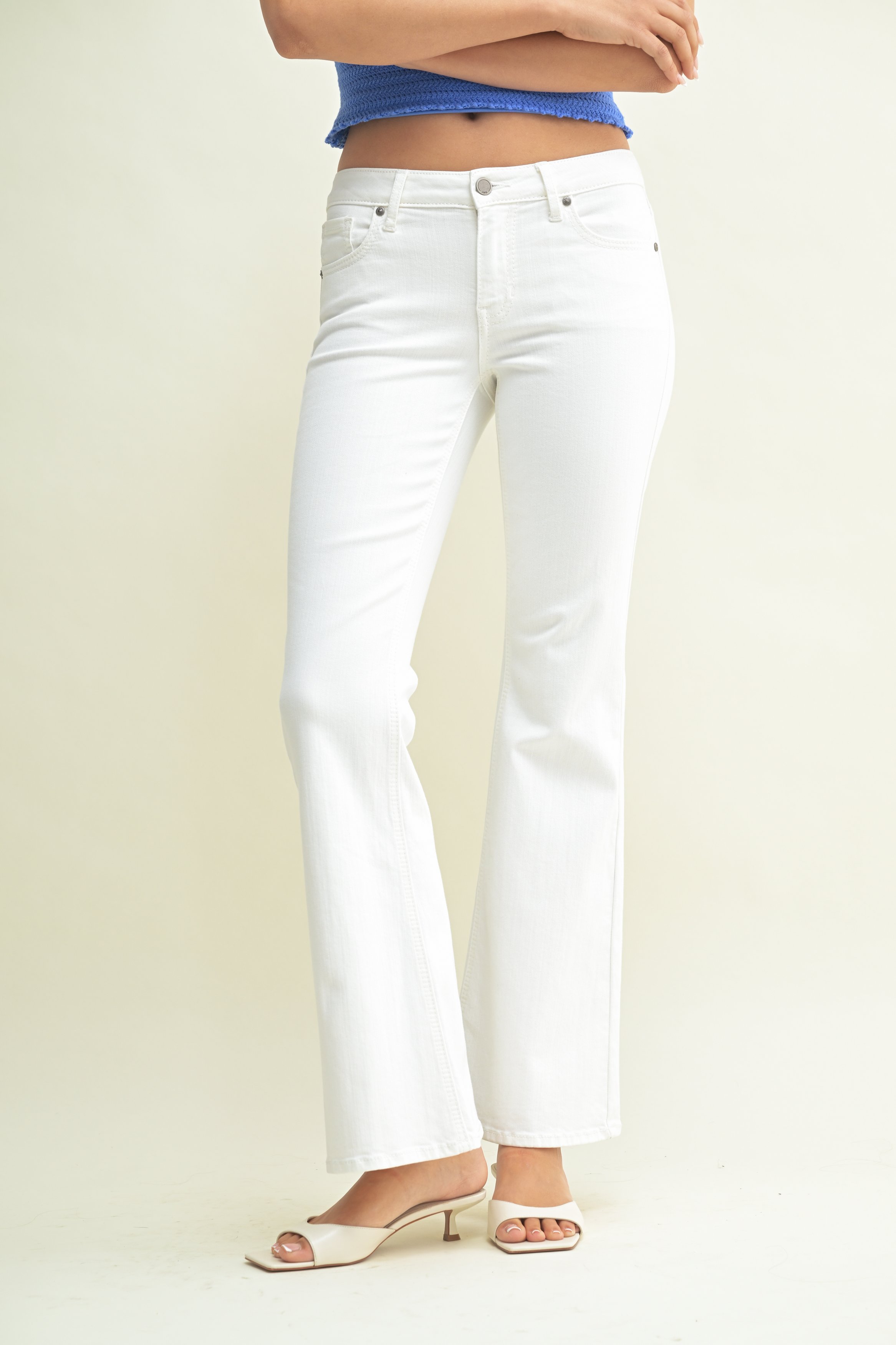 DP793_WHITE_A2.jpg