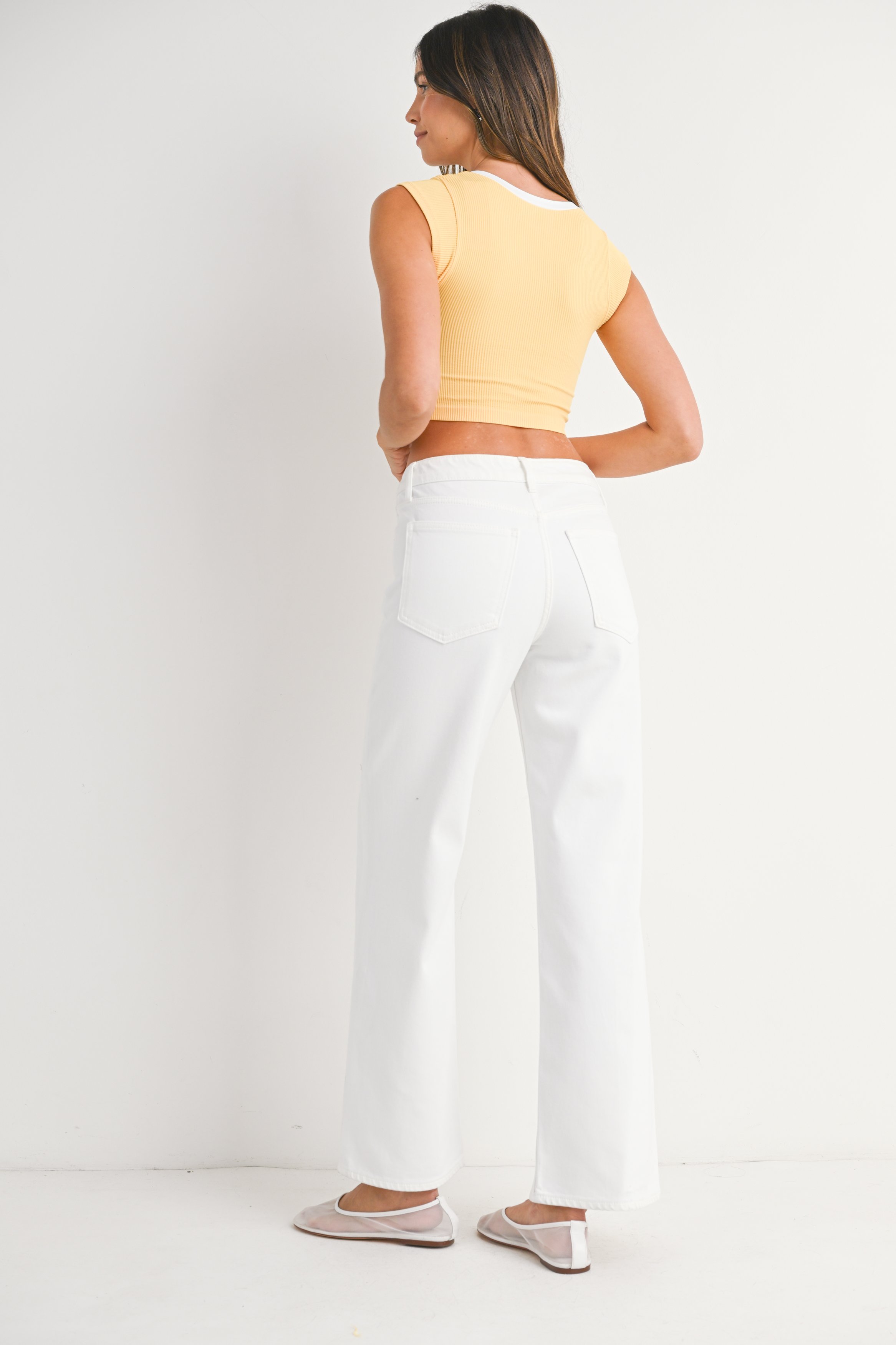 DP791_WHITE_C1.jpg