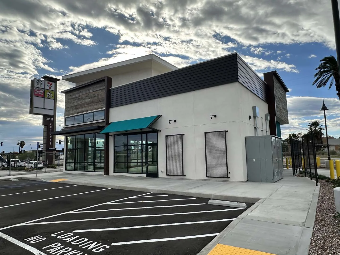 2. Ono Hawaiian - San Bernardino, CA.jpg