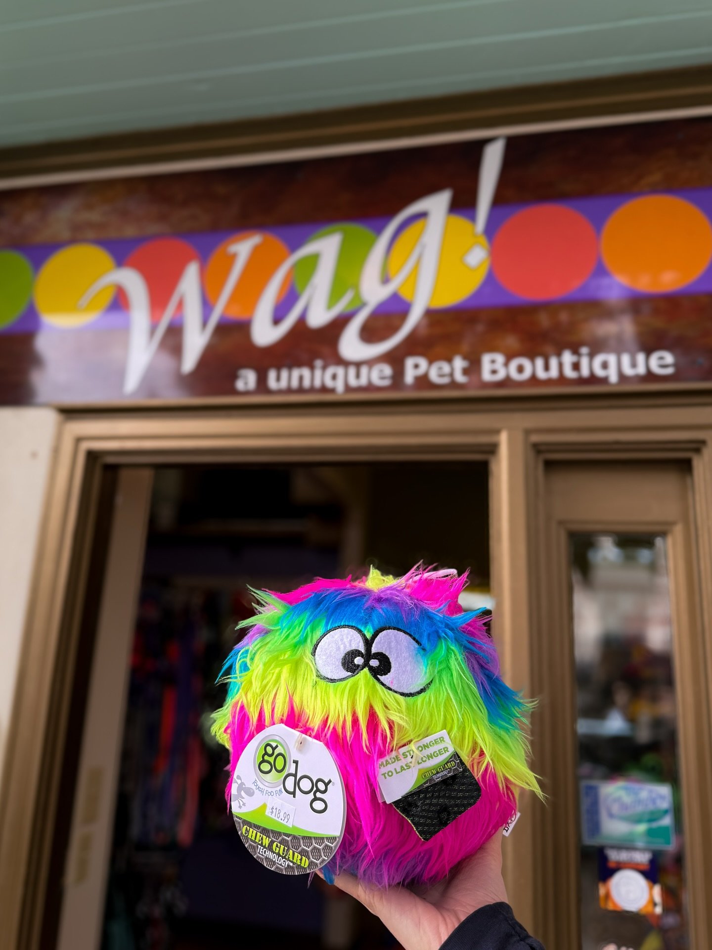 A little thank-you for following along 💛
November&rsquo;s special: Rainbow Balls &mdash; 15% off.
Show this post at checkout to grab the deal!