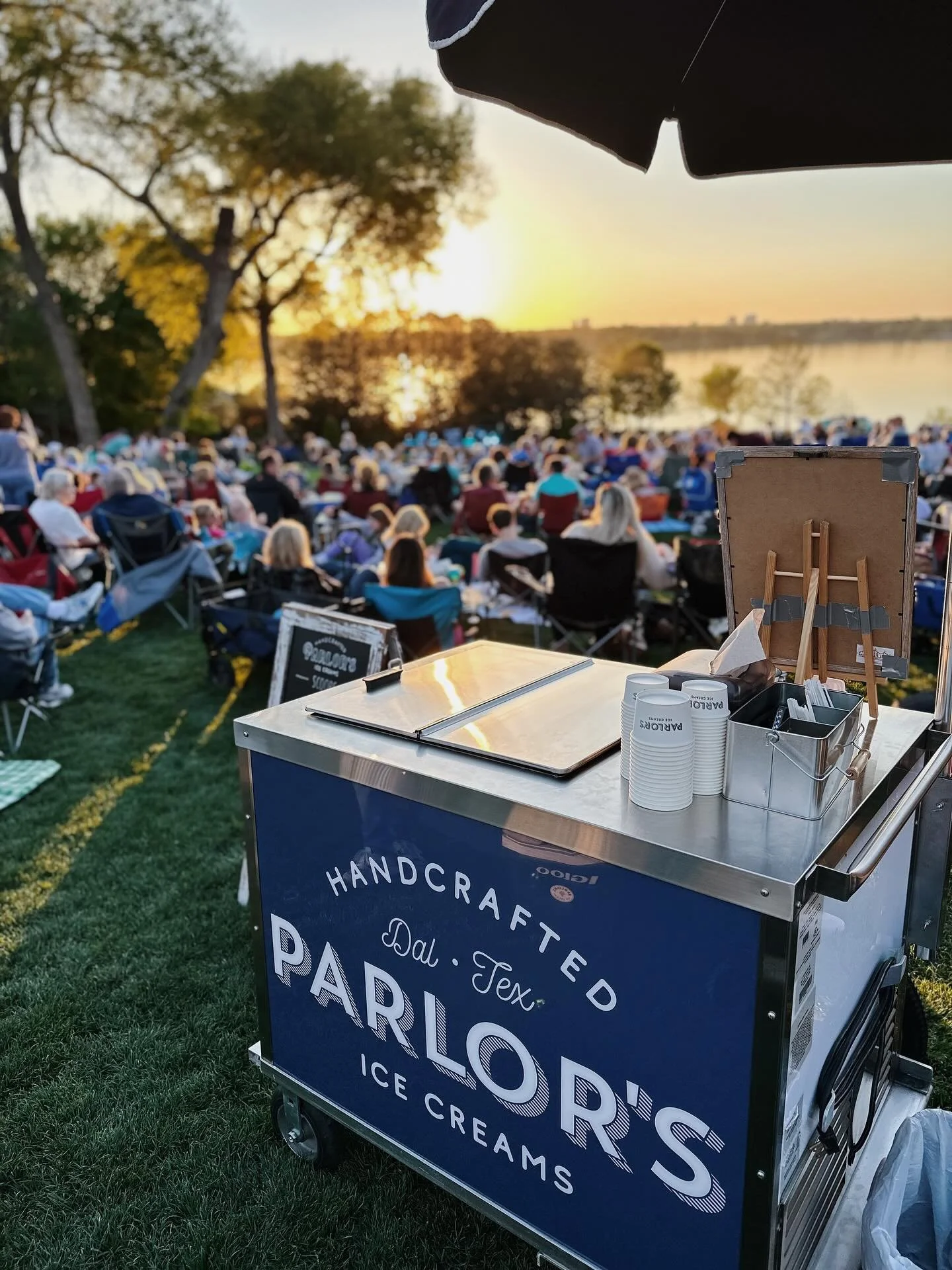 TOMORROW 10/16 IS OUR LAST COOL THURSDAYS POP UP of the year at the DALLAS ARBORETUM! 🎶

If you&rsquo;re looking for a way to take advantage of the beautiful fall weather that is upon us and you were lucky enough to snag a ticket, we&rsquo;ll be at 