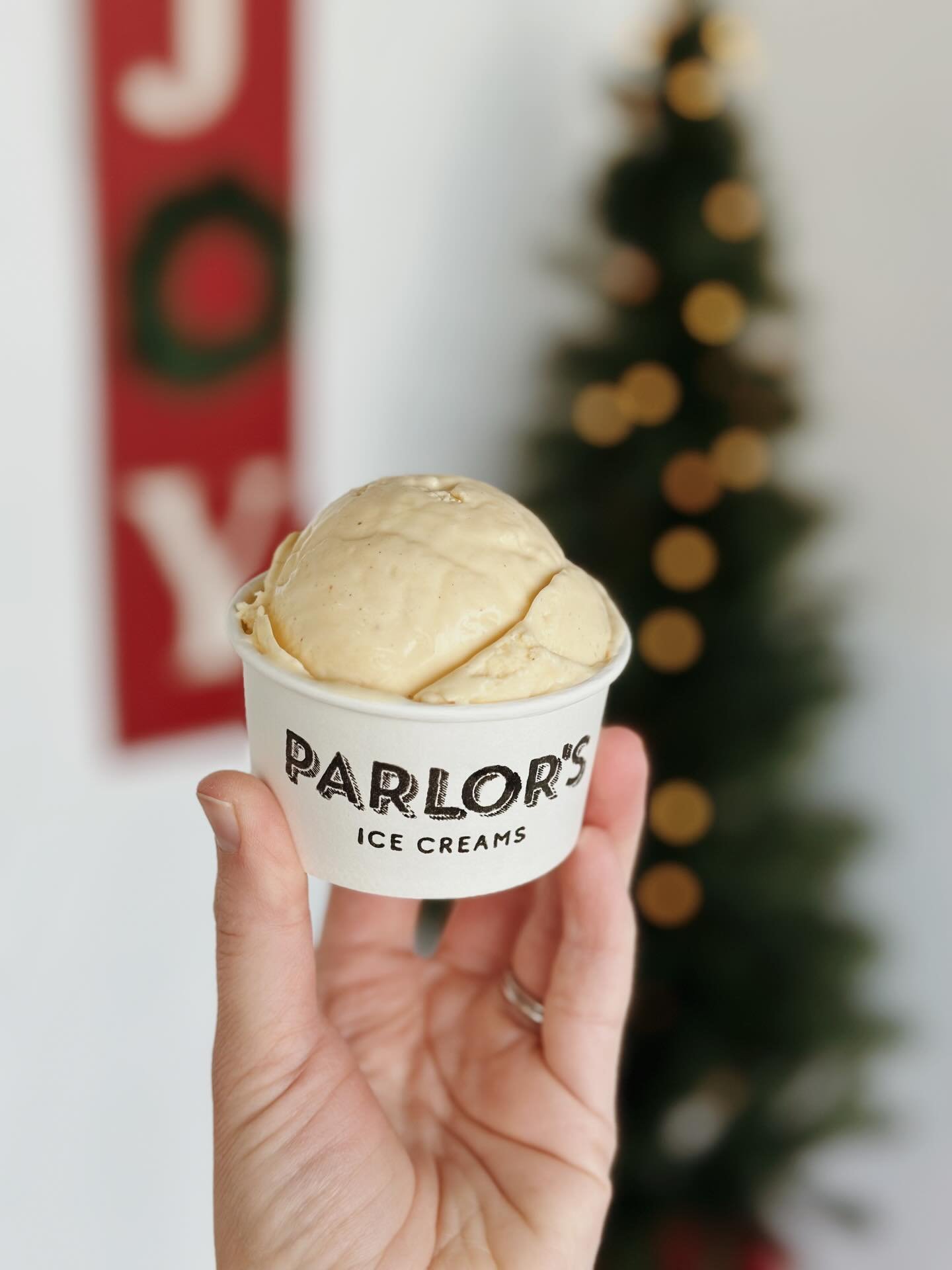 It&rsquo;s December, which means EGGNOG ice cream is here! 🌲

What&rsquo;s the difference between your traditional holiday eggnog drink and this eggnog ice cream? One is frozen! Also, ours doesn&rsquo;t have booze in it. Creamy and spiced with just 