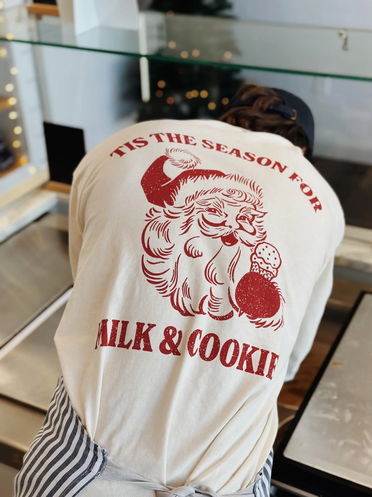 &lsquo;tis the season for our most popular flavor Milk &amp; Cookies!!🥛🍪

Santa&rsquo;s not the only one who can&rsquo;t resist a treat like Milk &amp; Cookies. It&rsquo;s vanilla ice cream with lots of chunks of our house baked chocolate chip cook