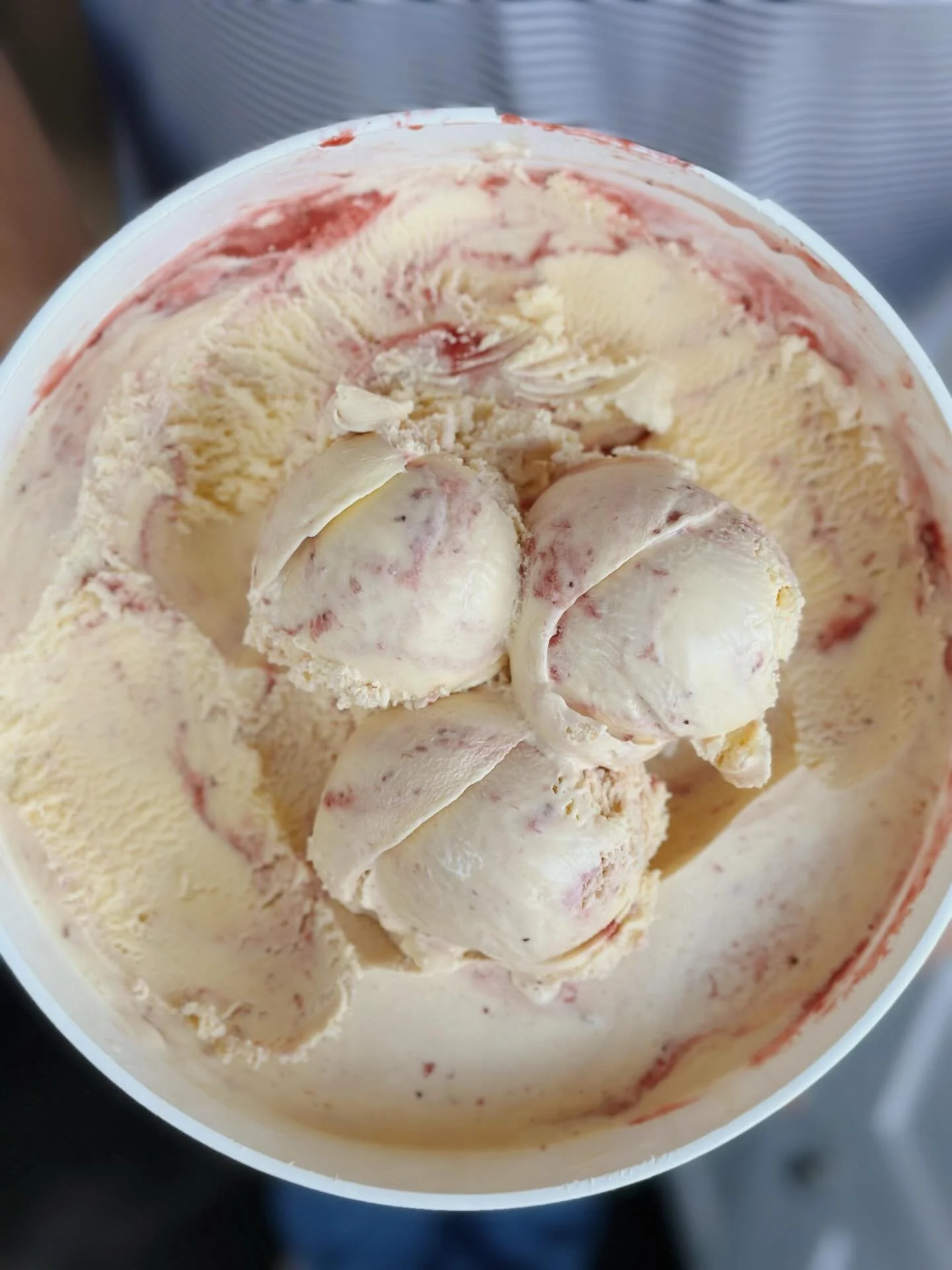 Our Spring Seasonal STRAWBERRIES &amp; CREAM is here!🍓🌷

People ask for strawberry ice cream all year round. We only have it in the spring when strawberries are at their ripest, sweetest, and full of nutrients. We source locally and local farmers o