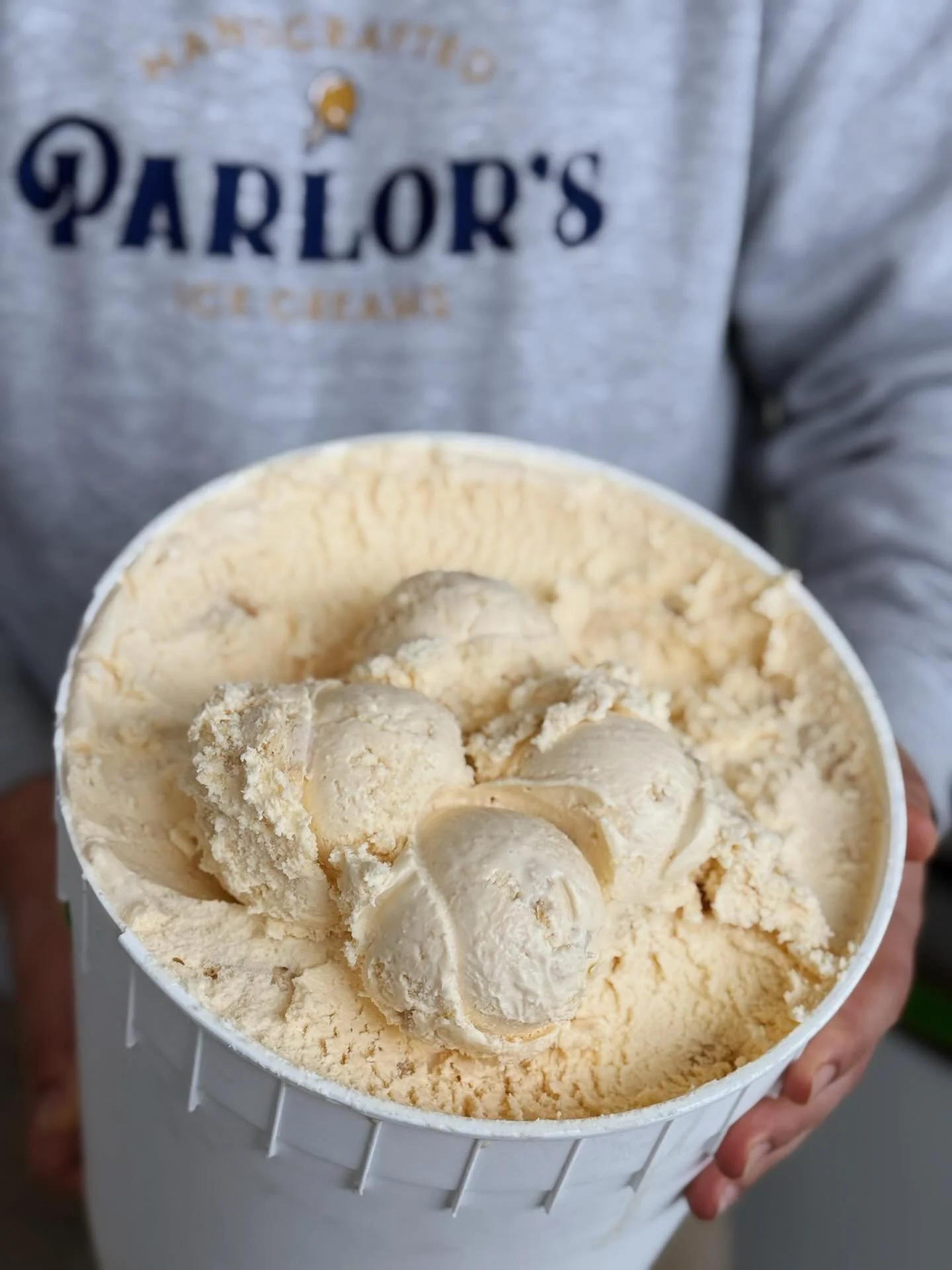 IT&rsquo;S OUR 4TH SHOP BIRTHDAY! LET&rsquo;S CELEBRATE!! 🍦🍦🍦🍦 🎈🎉🥳

WHEN: Today, April 30 through Sunday!

WHAT: we&rsquo;re celebrating with an in-store raffle (today ONLY) and FOUR cake ice cream flavors!

&bull; CAKE 🍰 (Limited Edition) - 