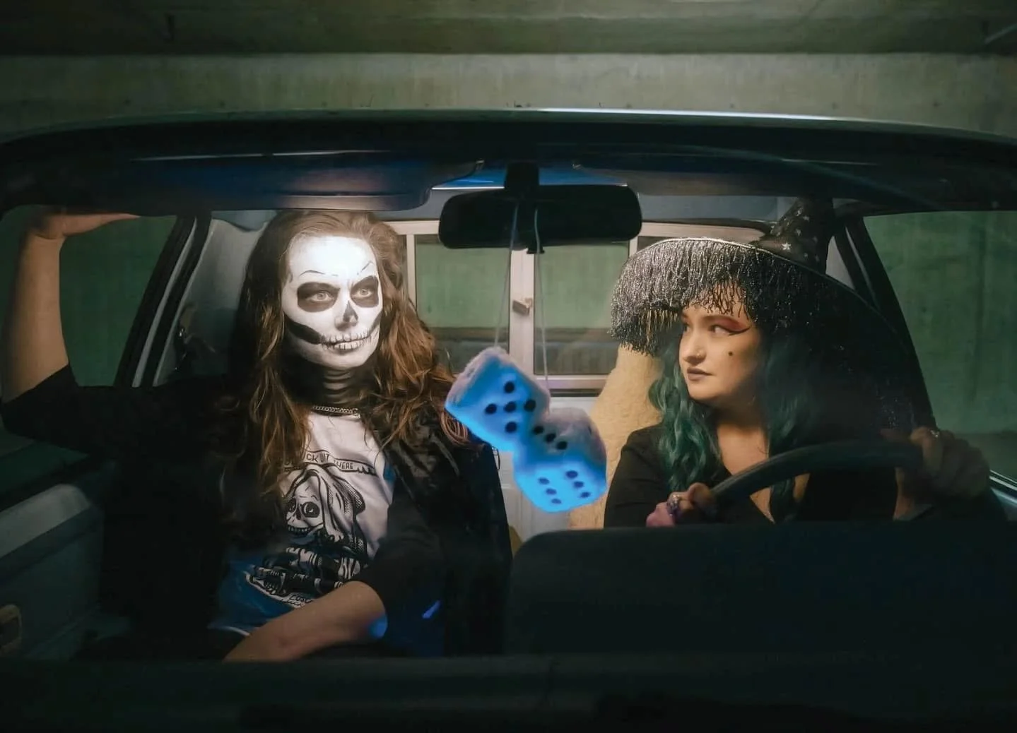 Get in loser, we're going to @lostluck.co Lucky 7 Art Show! 🚗⚡️🎲

Put on your glammiest attire, grab your pals, and head down to the Lucky 7 Artscape Lounge on Friday, 12.13‼️There will be themed photobooths, snacks, a live printing t-shirt bar, co