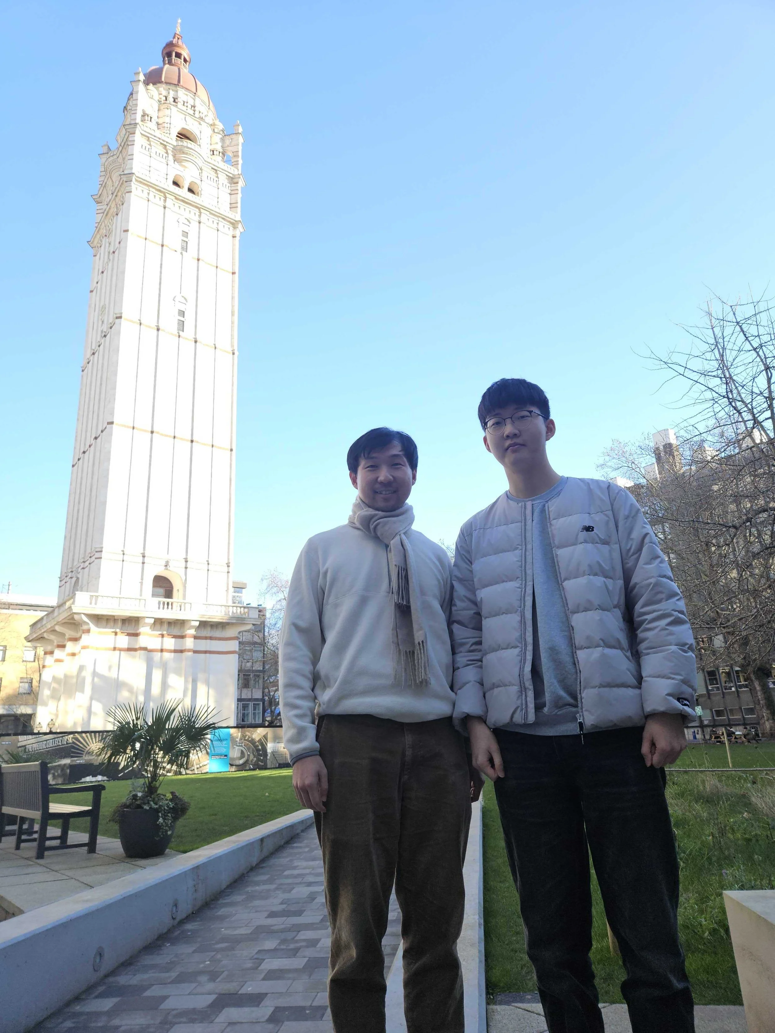 Jeongsu &amp; Mujin are visiting Imperial College London for research