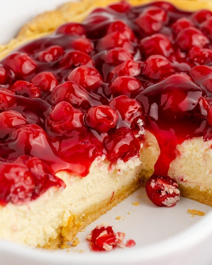 Here's to sweet moments, and even sweeter treats! Indulge in a slice of cherry cheesecake for National Cherry Cheesecake Day! 
.
.
.
.
. 
#myradkitchen
#food
#foodporn
#foodphotography
#contentcreation
#contentcreator
#recipeoftheday
#foodstyling
#fo