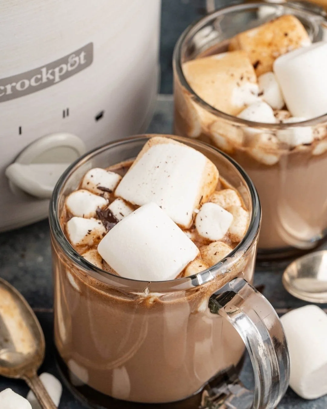After a day in the cold, nothing beats a mug of warm, creamy hot chocolate. This Crockpot Hot Chocolate from scratch is easy, hands-off, and perfect for cozy nights &mdash; or making a big batch to serve at your holiday party.

❄️ Comment 'recipe' an