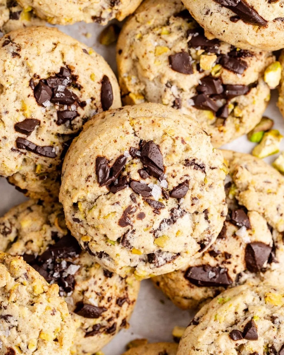 We can't get enough of pistachios lately! We have been loving the sweet-meets-salty combination of chopped chocolate, pistachios, and flaky sea salt. Our soft and chewy cookies are the perfect way to enjoy it.

Comment 'recipe' and we'll send you the