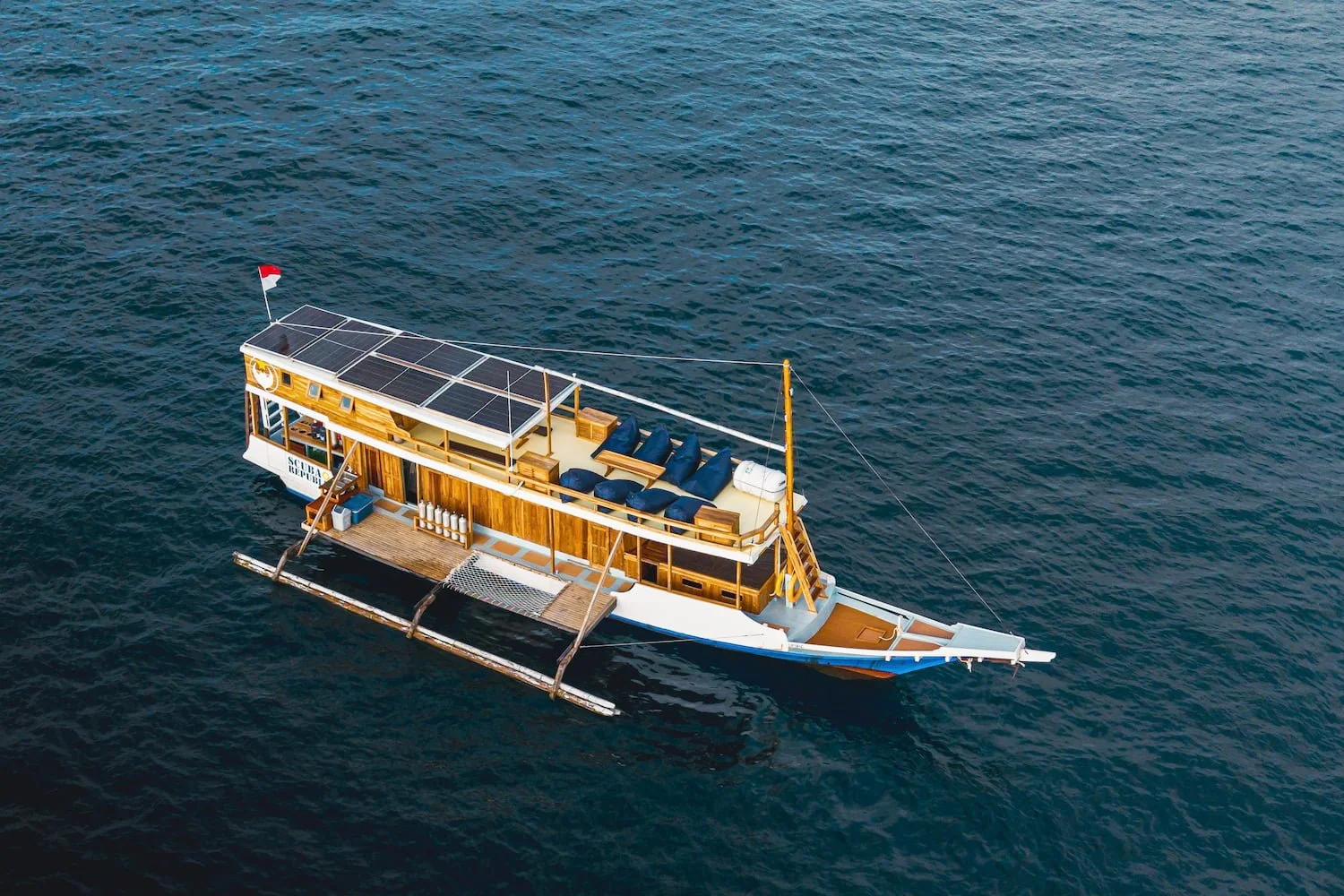 Capoeng Liveaboard - Komodo National Park