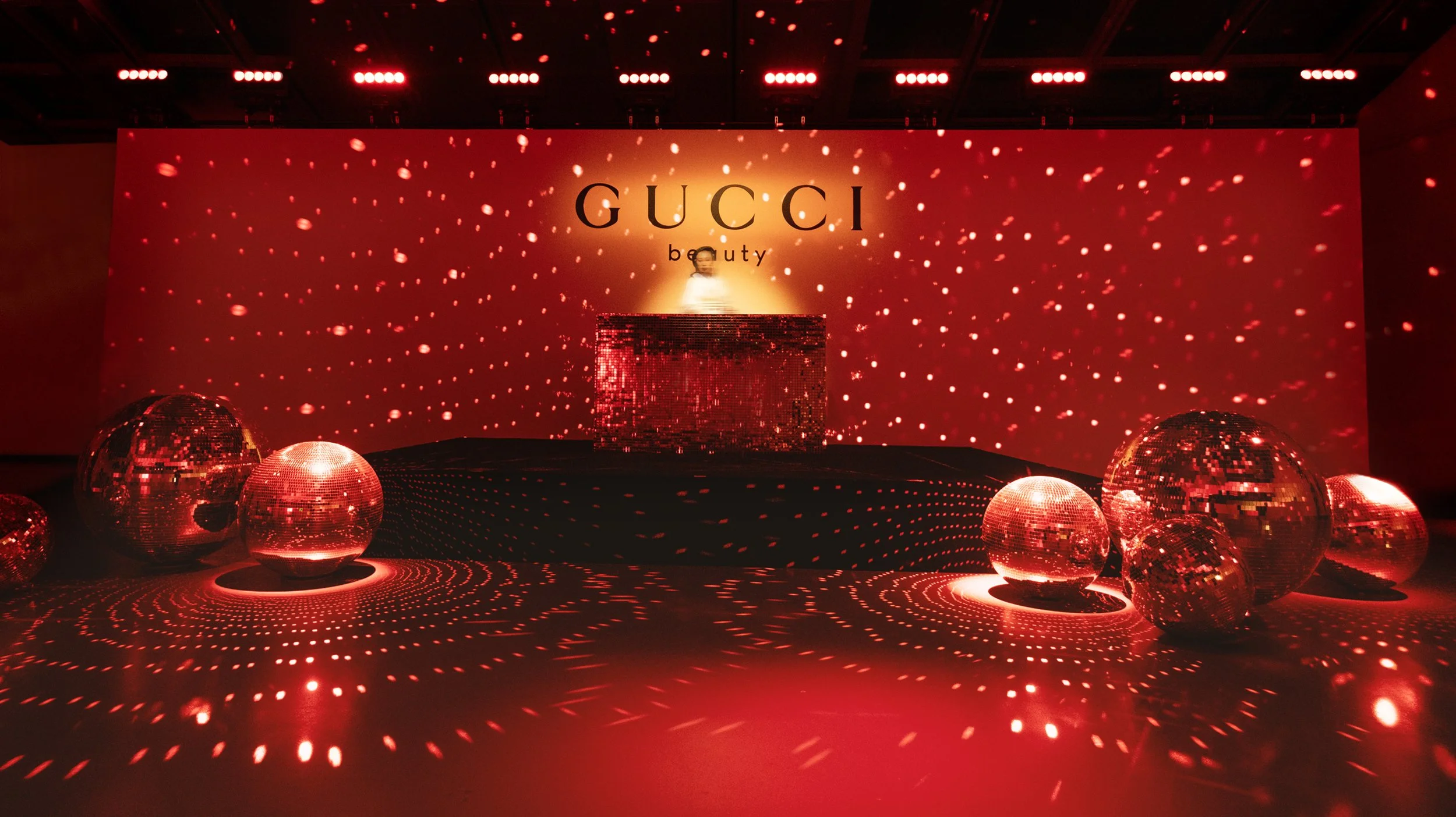 12_Gucci-Beauty-Fashion-Immersive-Experience-Pop-up-Store-Set-Designer-Ruby-Law-RULA-Shanghai-New-York.jpg