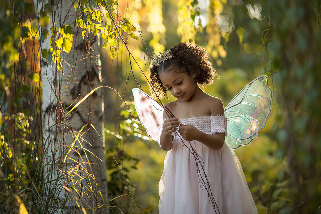 fairy-princess-playing-with-vines.jpg