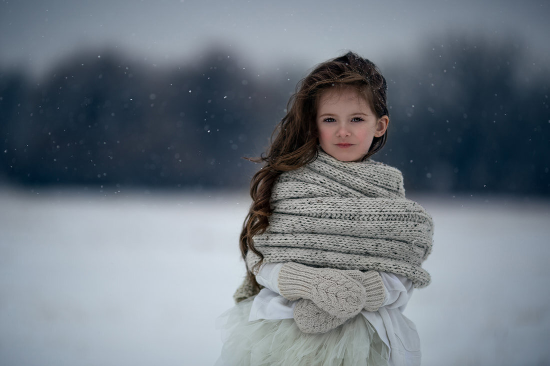 girl-snow-field.jpg