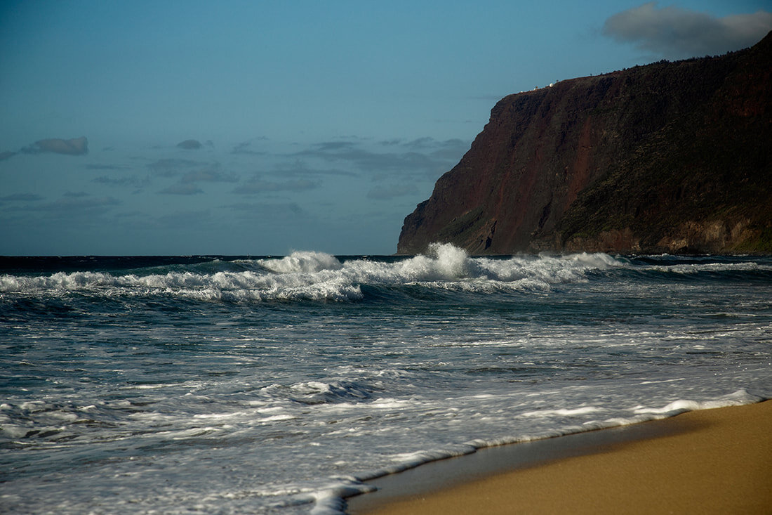 waves-at-polihale-kauai.jpg