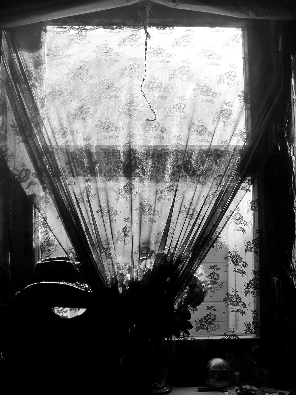 from Sue Casa series-18©Susan Zadeh photography exhibition at the new Nazraeli show room Los Angeles 2025
