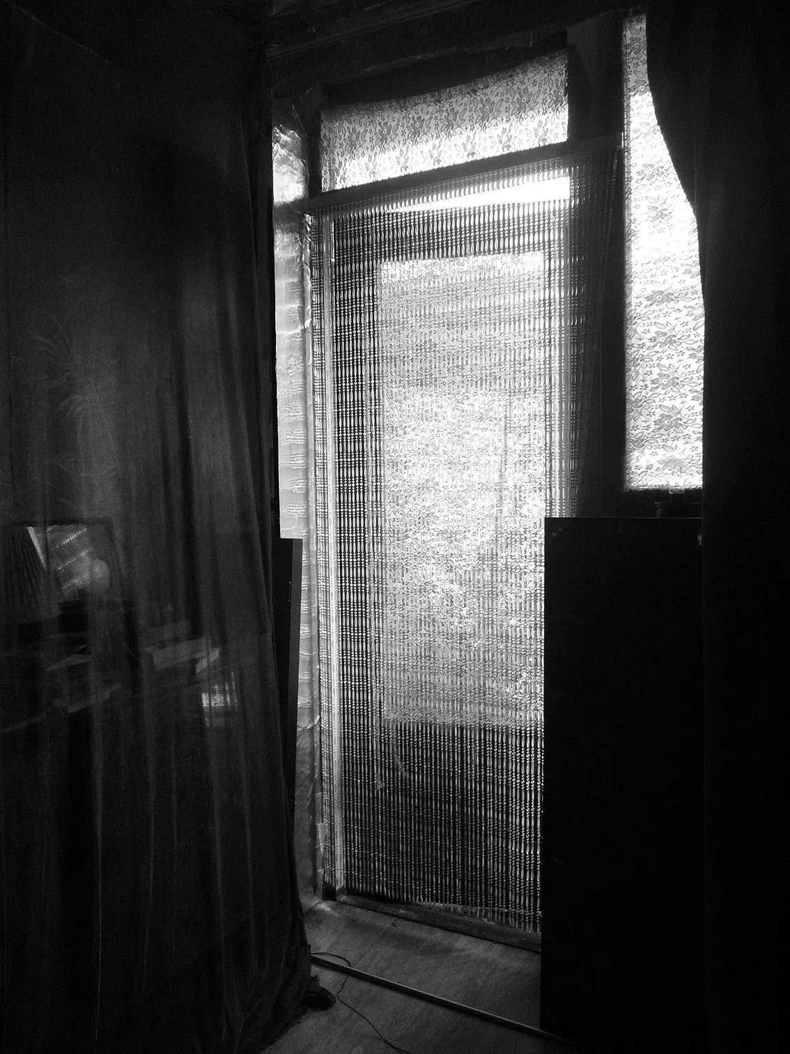 from Sue Casa series-16 ©Susan Zadeh photography exhibition at the new Nazraeli show room Los Angeles 2025