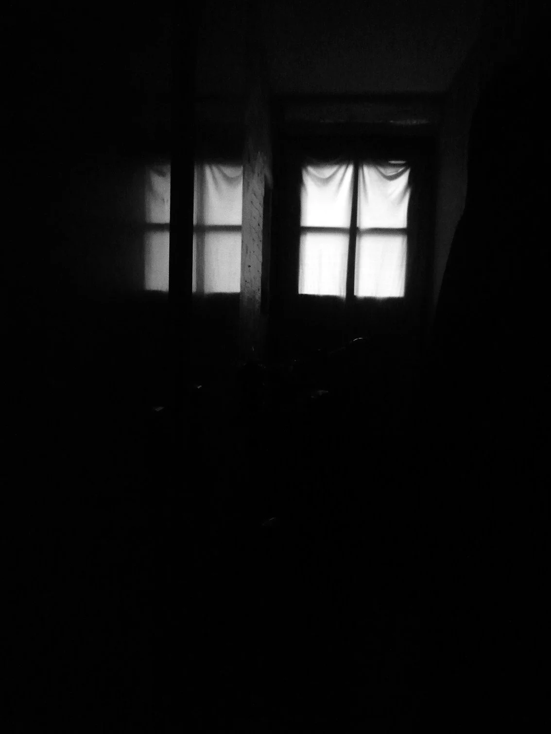 from Sue Casa series-1 ©Susan Zadeh photography exhibition at the new Nazraeli show room Los Angeles 2025