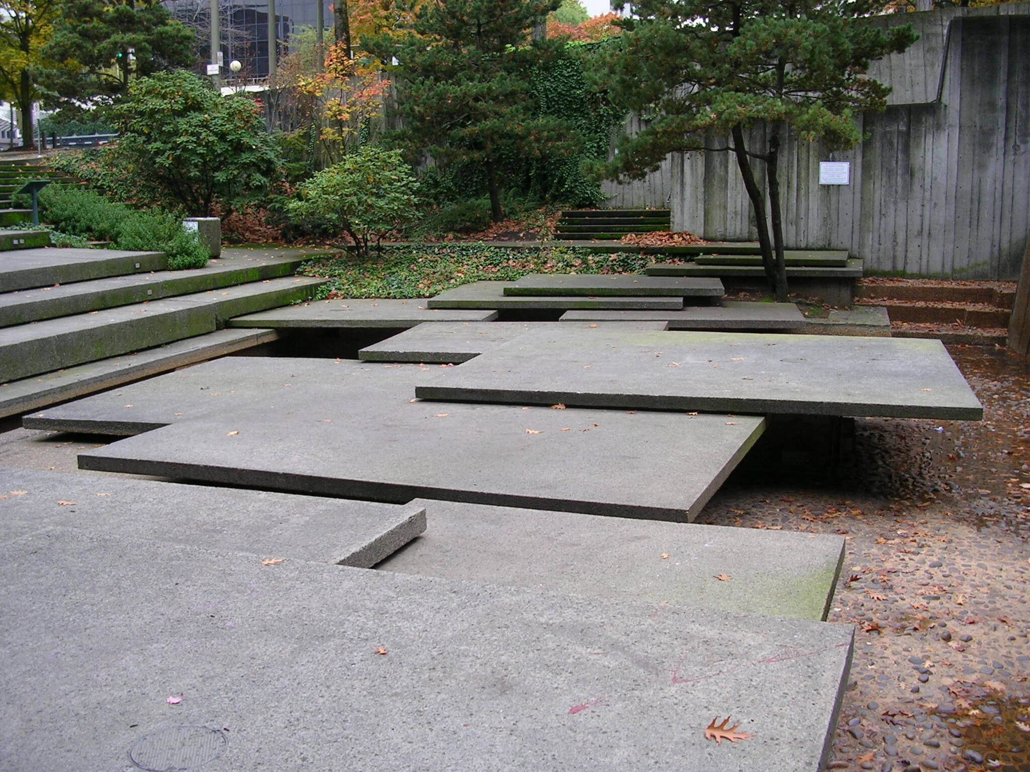 Danadjieva Fountain_Portland.JPG