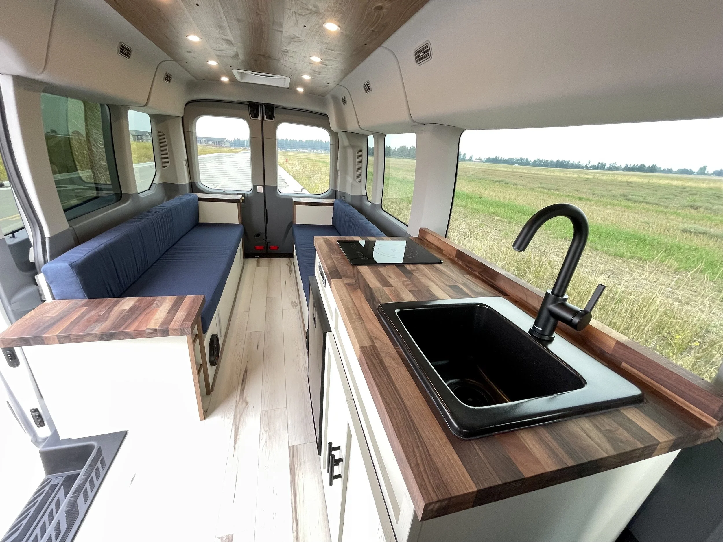  Ford Transit Quad Van 4x4