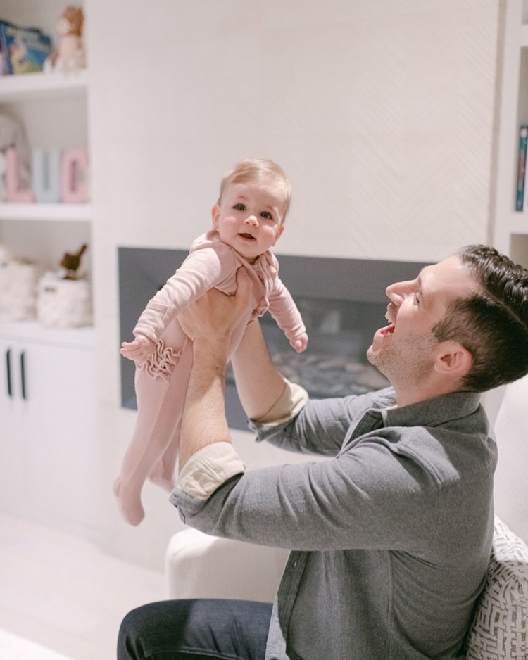 We know this seems like a community just for moms, but we help get the ENTIRE family sleeping again! 🧑&zwj;🧑&zwj;🧒&zwj;🧒

When we talk about postpartum health and sleep support, we&rsquo;re not just focused on moms, but dads too. When we offer sl