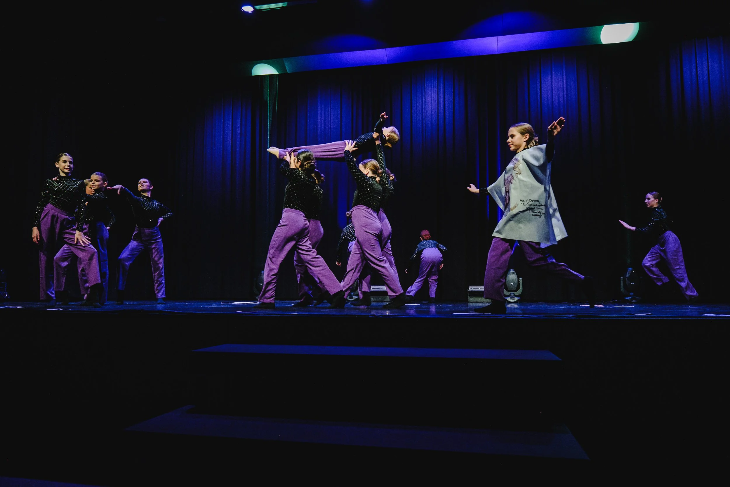 20251213_WeDanceDance - Enchanted Steps II_BW_TilJentzsch_48.jpg